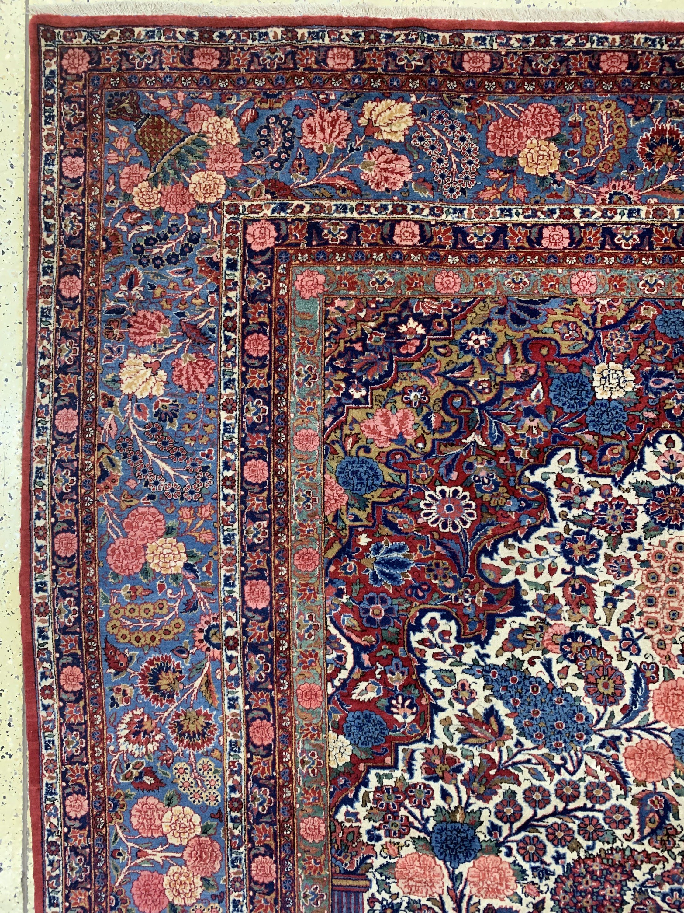 Detail d: Keschan Kork fein, Persien, um 1940, Korkwolle auf Baumwolle, ca. 370 x 270 cm, EHZ: 1-2, (fachkundig gereinigt)