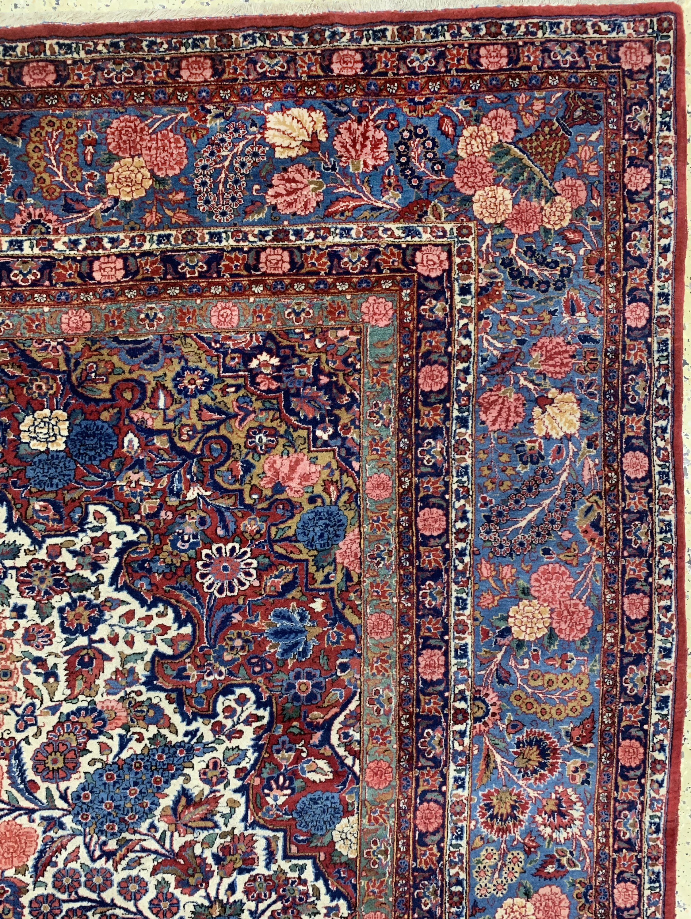 Detail f: Keschan Kork fein, Persien, um 1940, Korkwolle auf Baumwolle, ca. 370 x 270 cm, EHZ: 1-2, (fachkundig gereinigt)