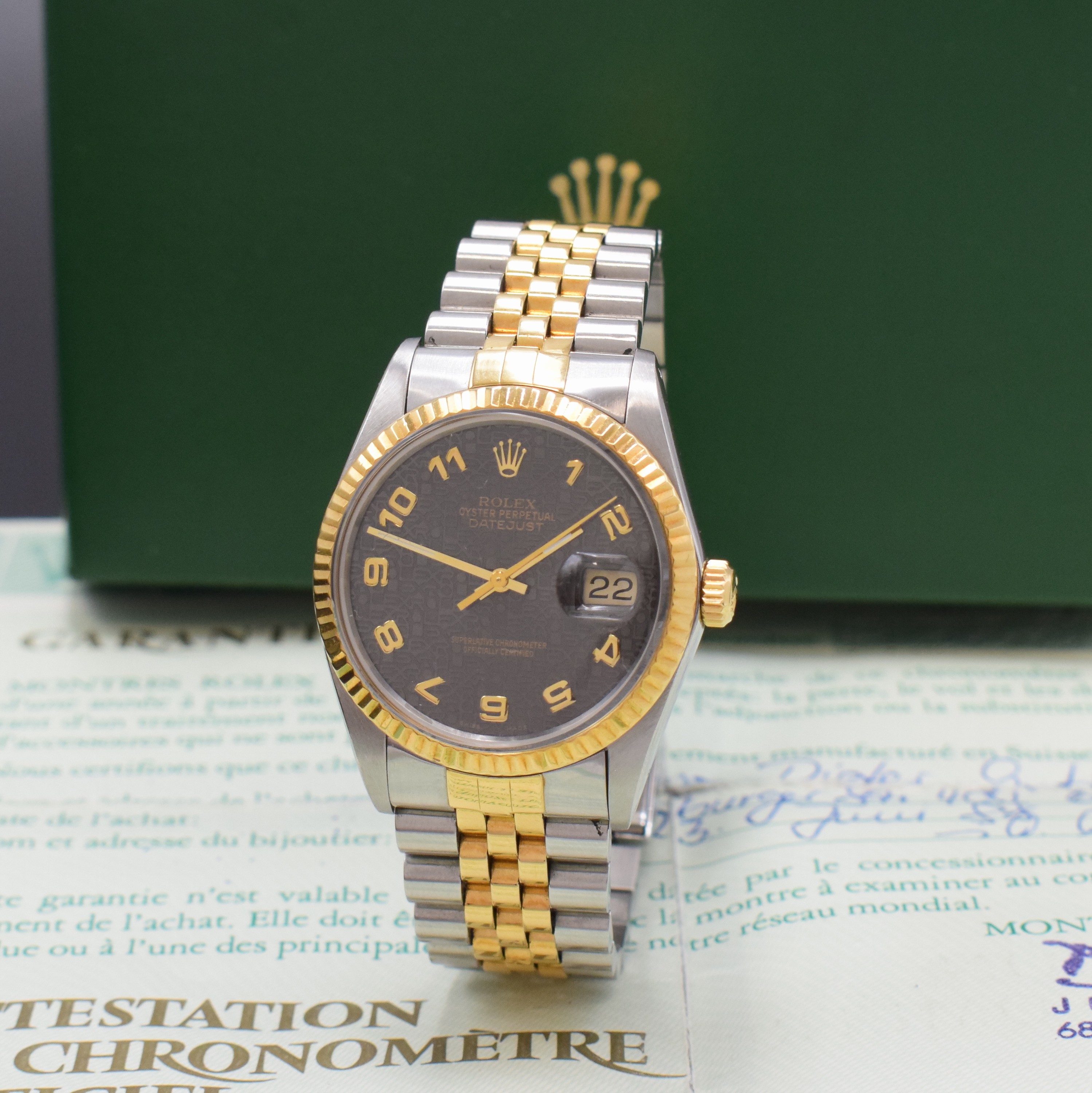 ROLEX Datejust Referenz 16013 Herrenarmbanduhr in Stahl/Gold, Schweiz um 1988, LC 100, Automatik, Oystergeh. m. geriffelter Lünette, Boden u. Krone ...