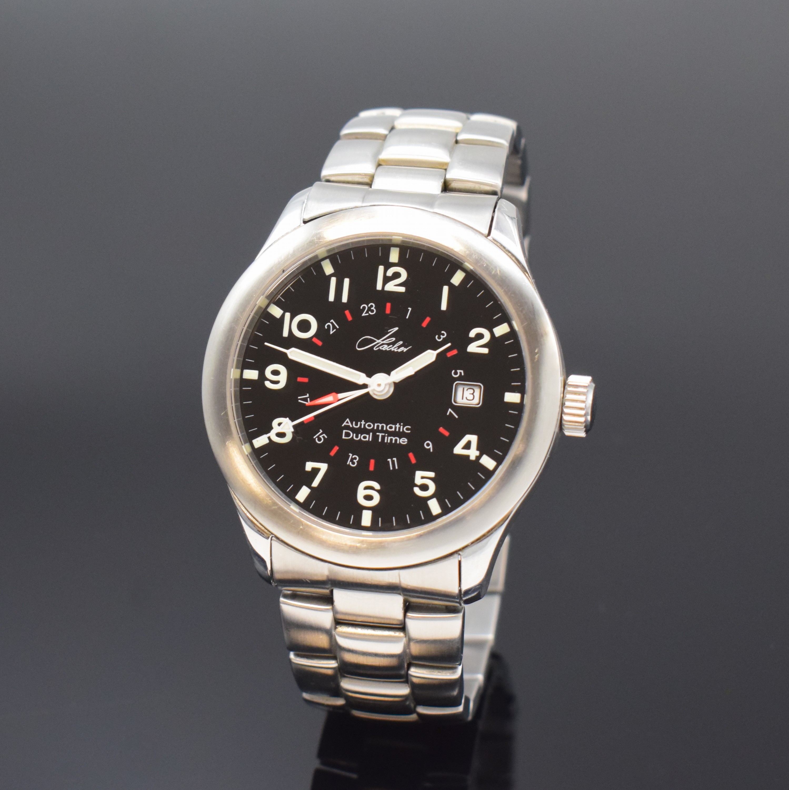 HACHER Dual Time Herrenarmbanduhr in Stahl/ Stahlband, Schweiz um 2020, Automatik, satiniertes Geh. u. Band, Boden verschr., schwarz. Zifferbl. m. ...
