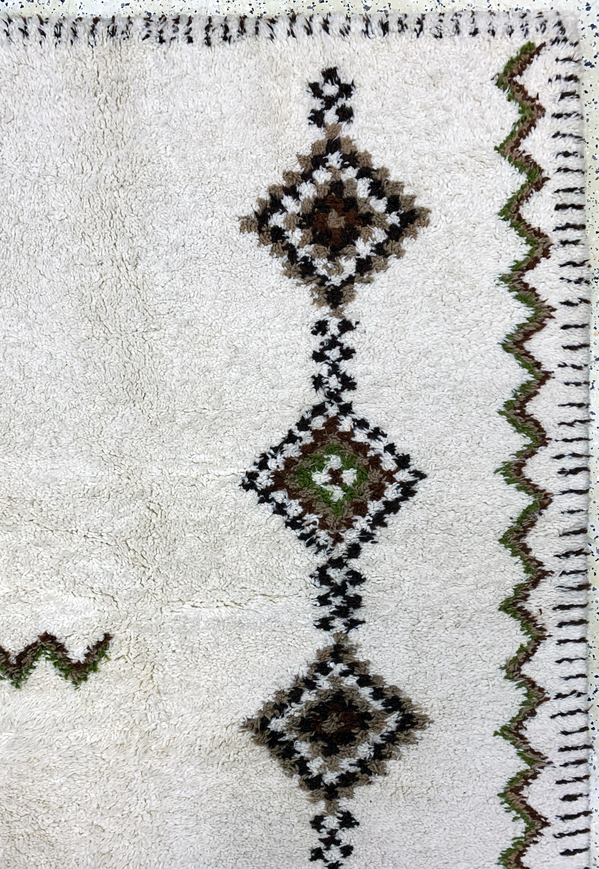 Detail e: Berber-Teppich, Marokko, Mitte 20.Jhd., Wolle auf Baumwolle, ca. 340 x 288 cm, EHZ: 2