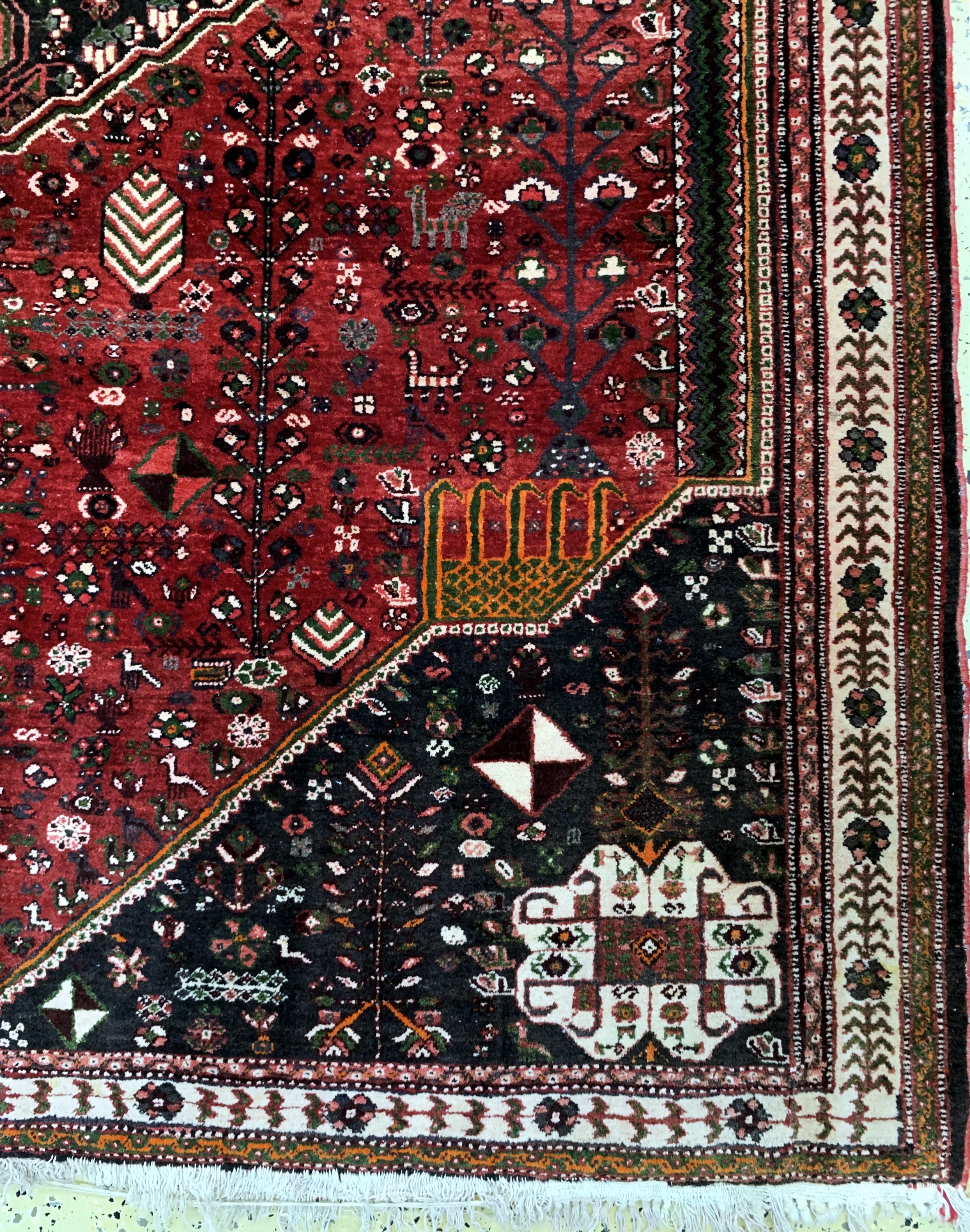 Detail a: Ghaschgai, Persien, Mitte 20.Jhd, Wolle aufBaumwolle, ca. 304 x 200 cm, EHZ: 2
