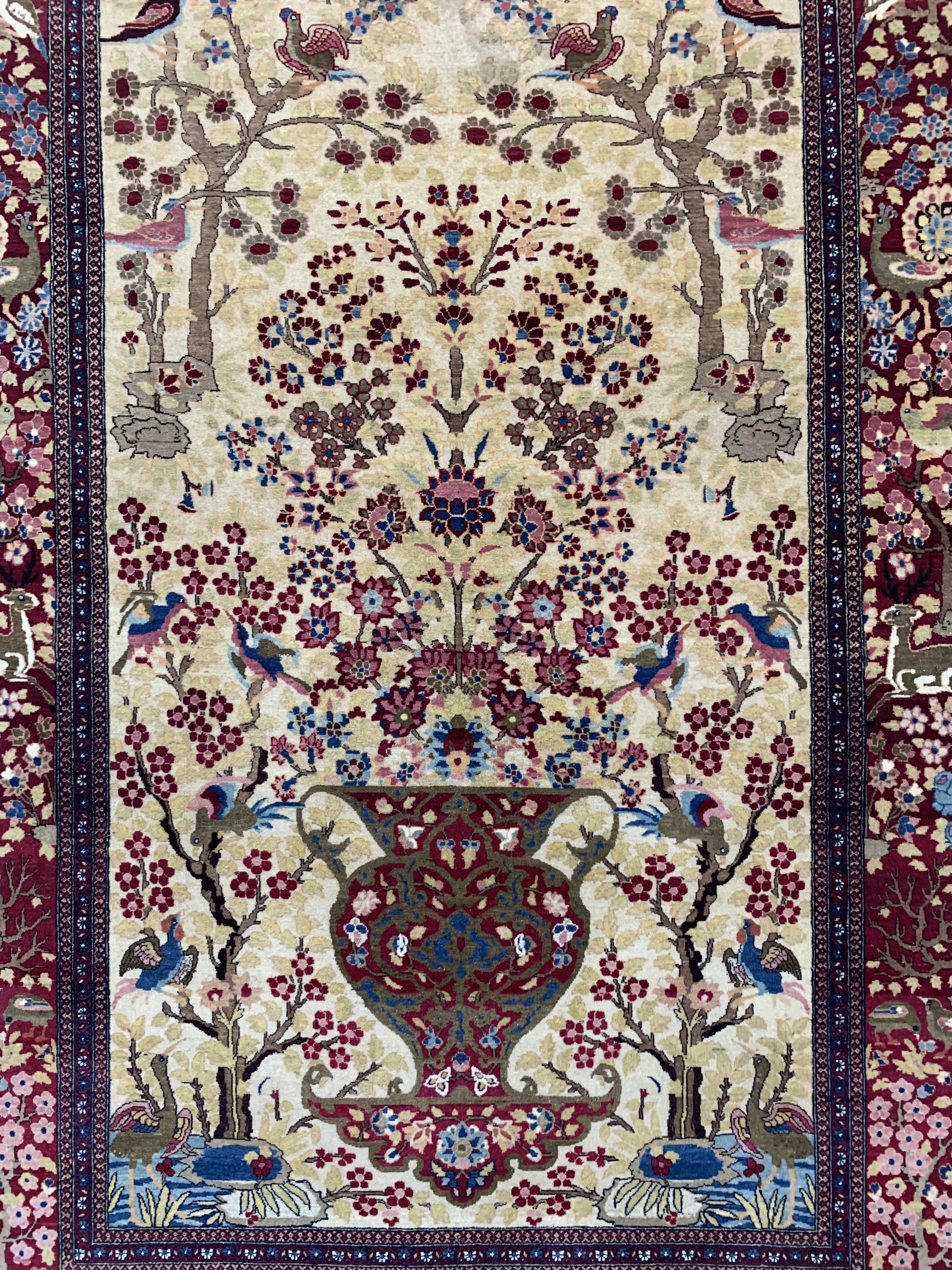 Detail c: Esfahan"Ahmad"fein antik, Persien, um 1900,Korkwolle auf Baumwolle, ca. 224 x 140 cm, EHZ: 1-2, (fachkundig gereinigt)