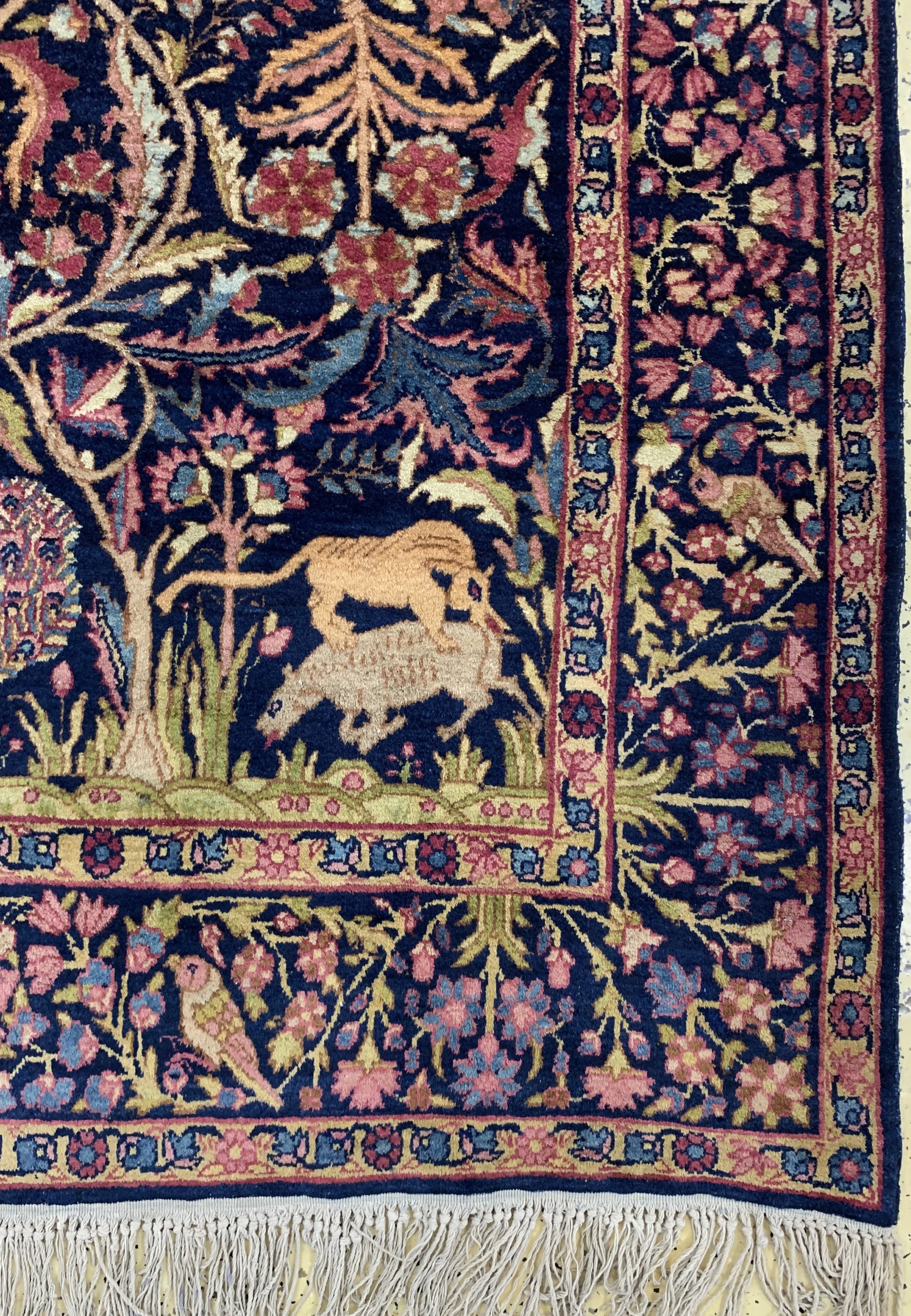 Detail a: Antiker Kerman, Persien, um 1900, Wolle aufBaumwolle, ca. 220 x 137 cm, EHZ: 1-2, (fachkundig gereinigt)