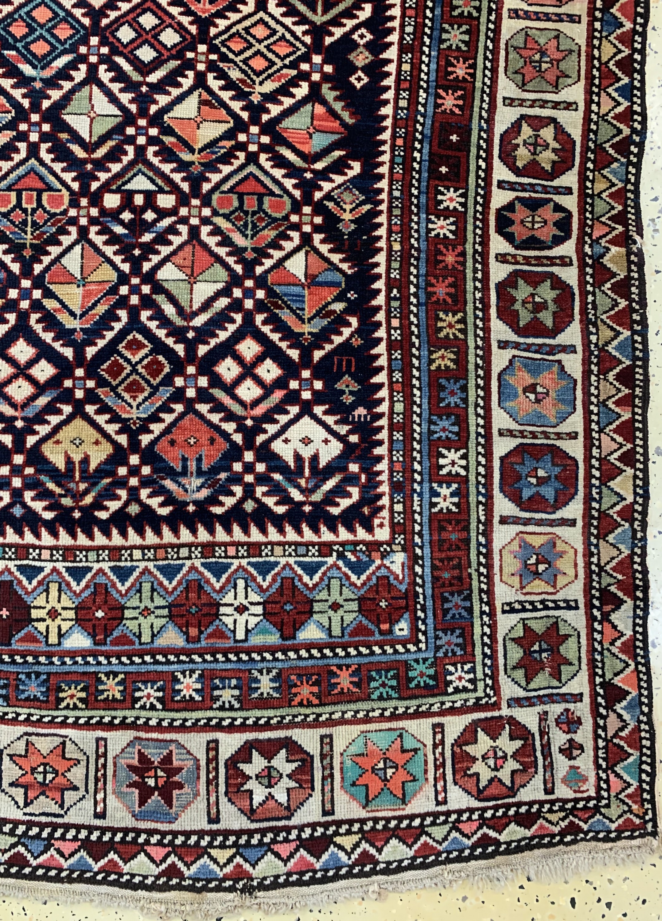 Detail a: Schirwan"Gebetsteppich"antik, Kaukasus, 19.Jhd, Wolle auf Wolle, ca. 210 x 140 cm, EHZ: 2-3