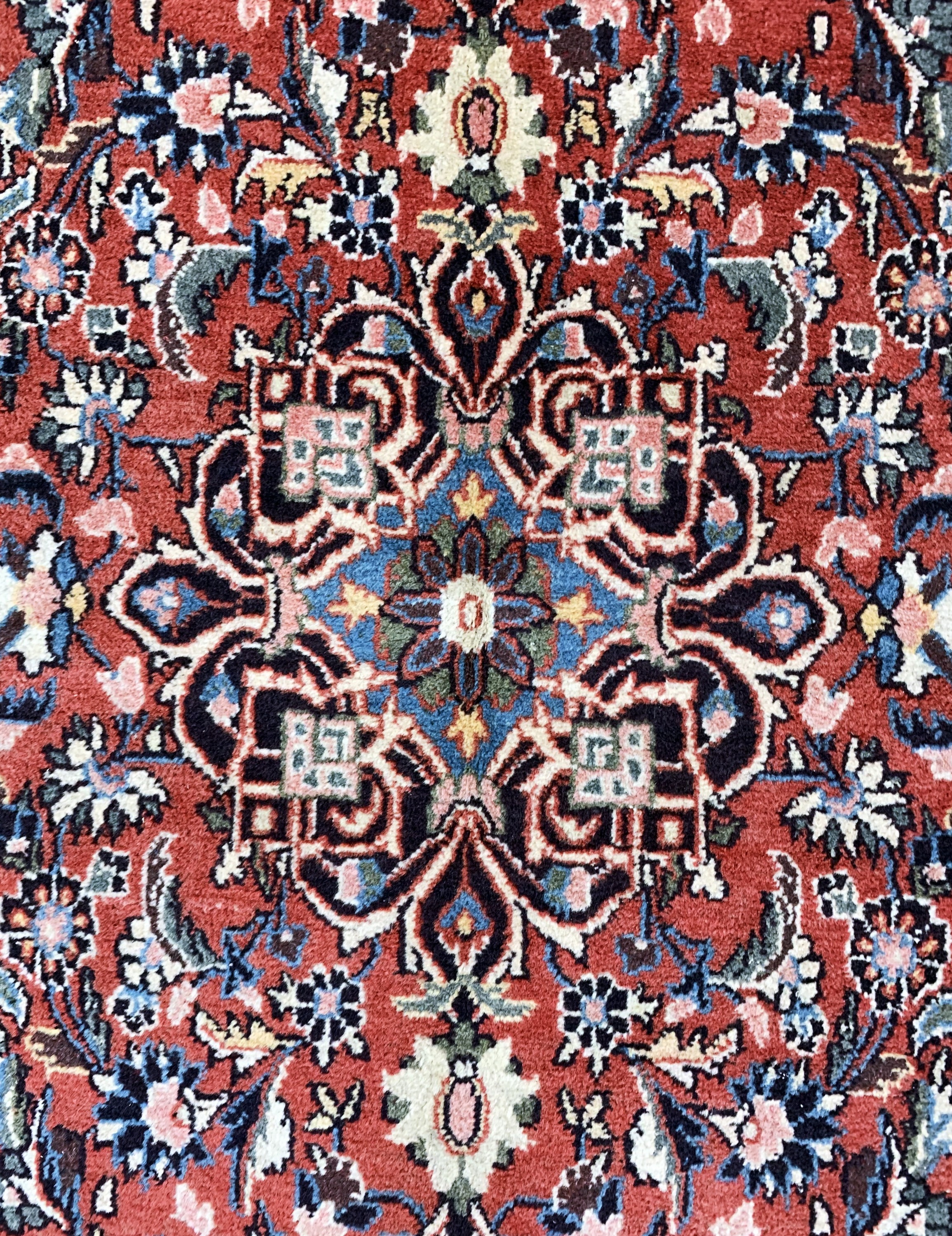 Detail b: Keschan, Persien, Mitte 20.Jhd, Wolle auf Baumwolle, ca. 200 x 126 cm, EHZ: 2-3