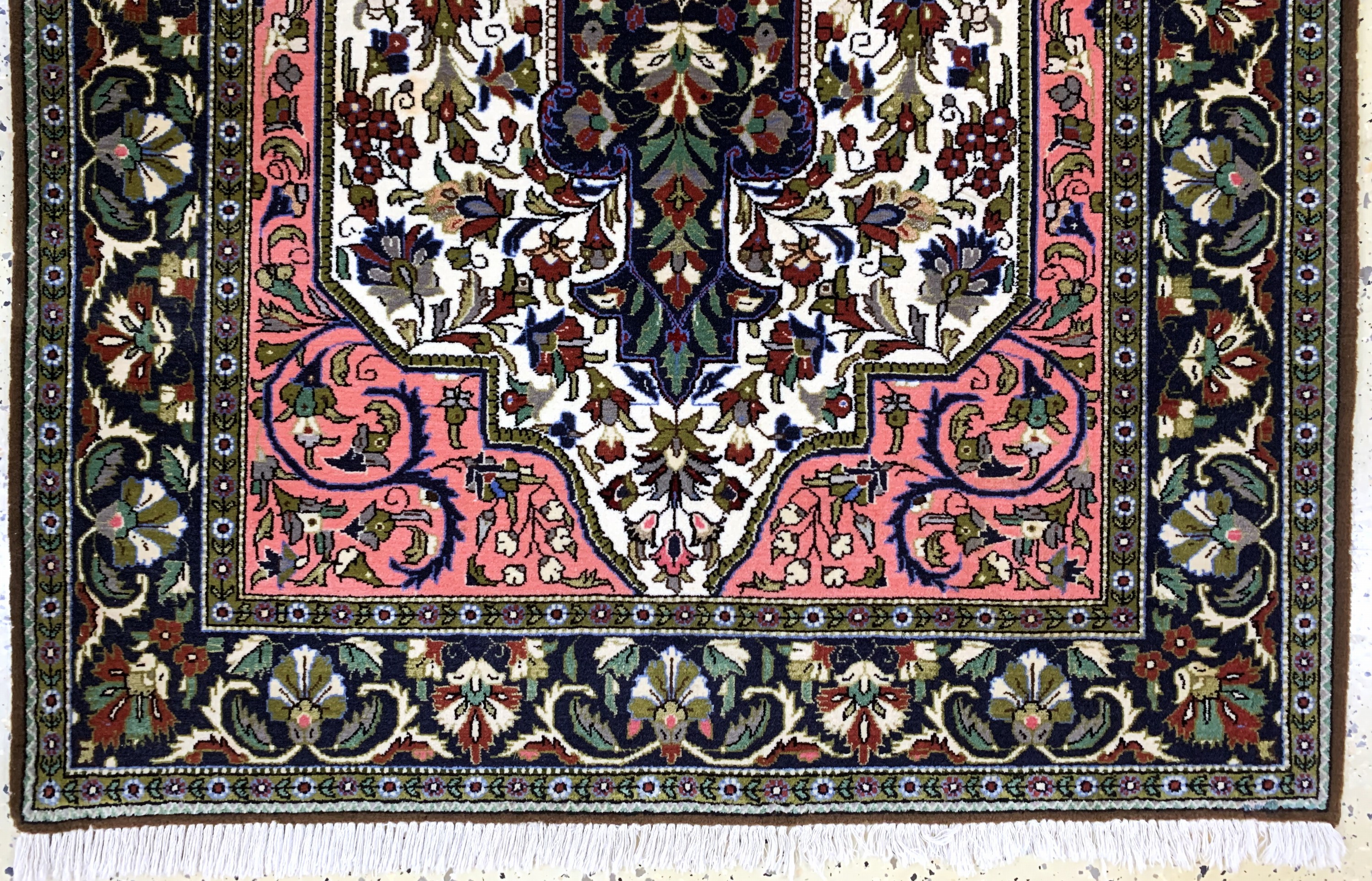 Detail c: Ghom Kork, Persien, Ende 20.Jhd, Korkwolle mit Seide, ca. 157 x 100 cm, EHZ: 2