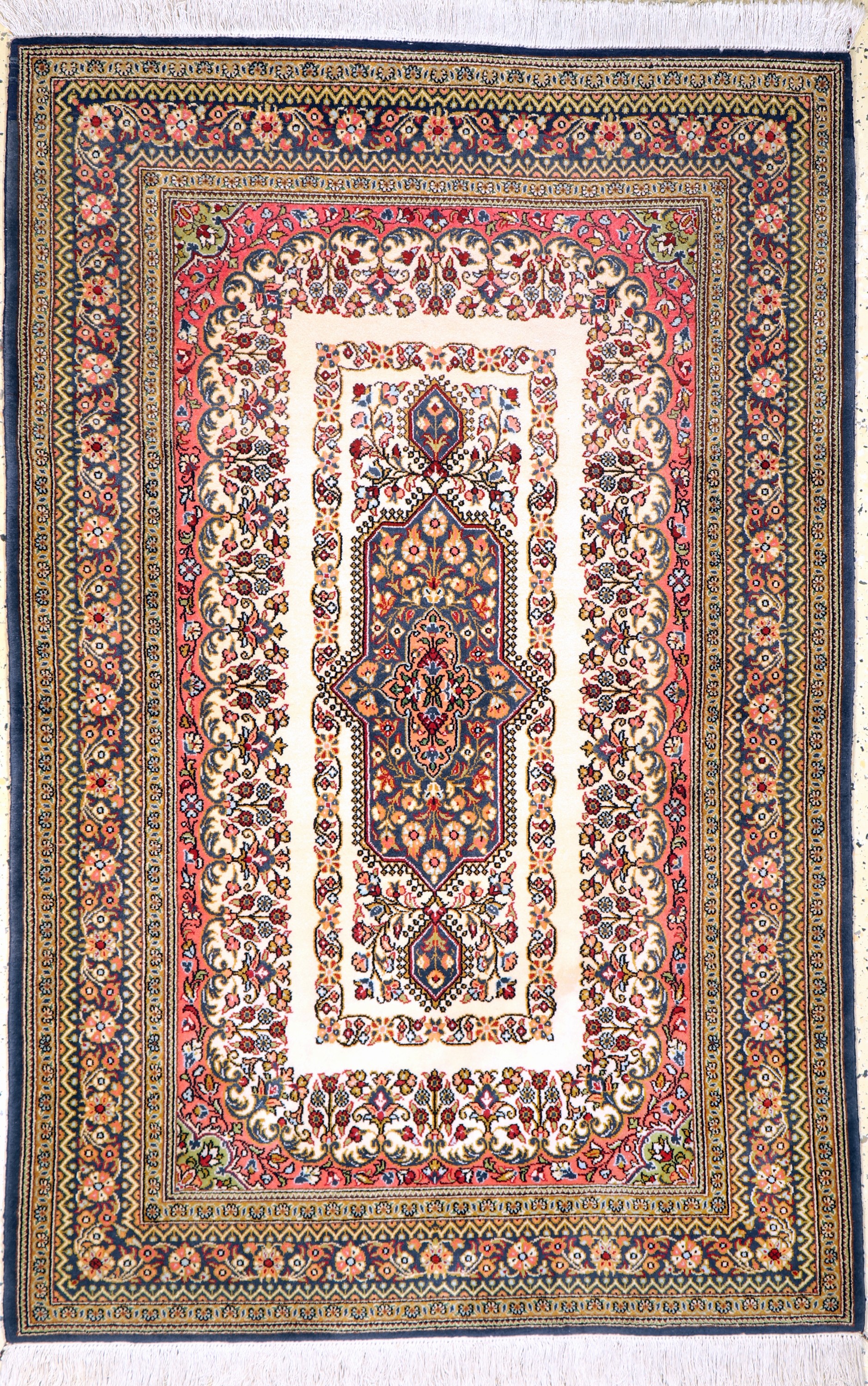 Ghom Kork, Persien, Ende 20.Jhd, Korkwolle auf Baumwolle, ca. 163 x 107 cm, EHZ: 2