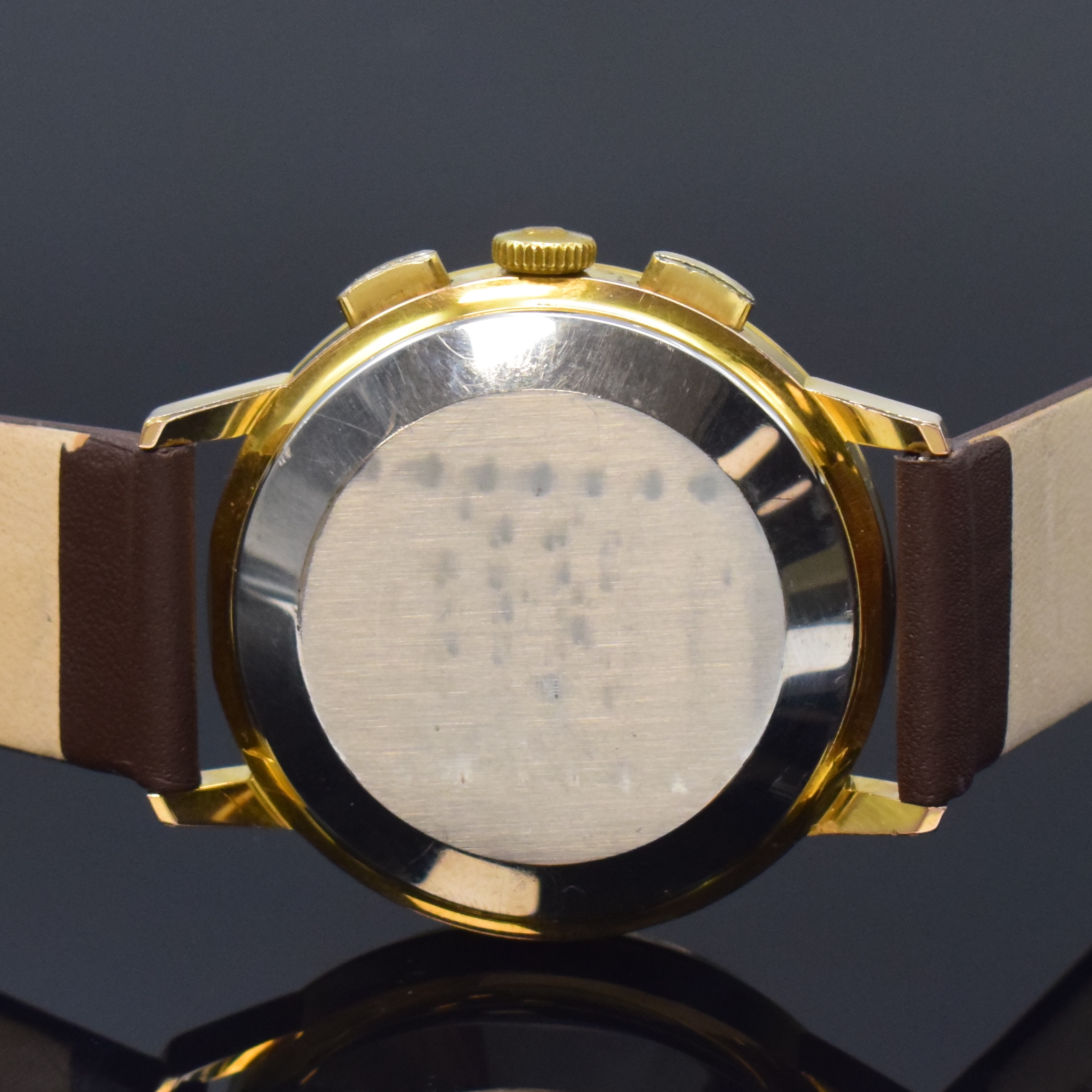 Detail c: OMEGA Schaltradchronograph Referenz 101.009- 63, Schweiz um 1965, Handaufzug, verg. Gehäuse m. aufgedr. Stahlboden, orig. Duoton- Zifferbl., aufges. ...