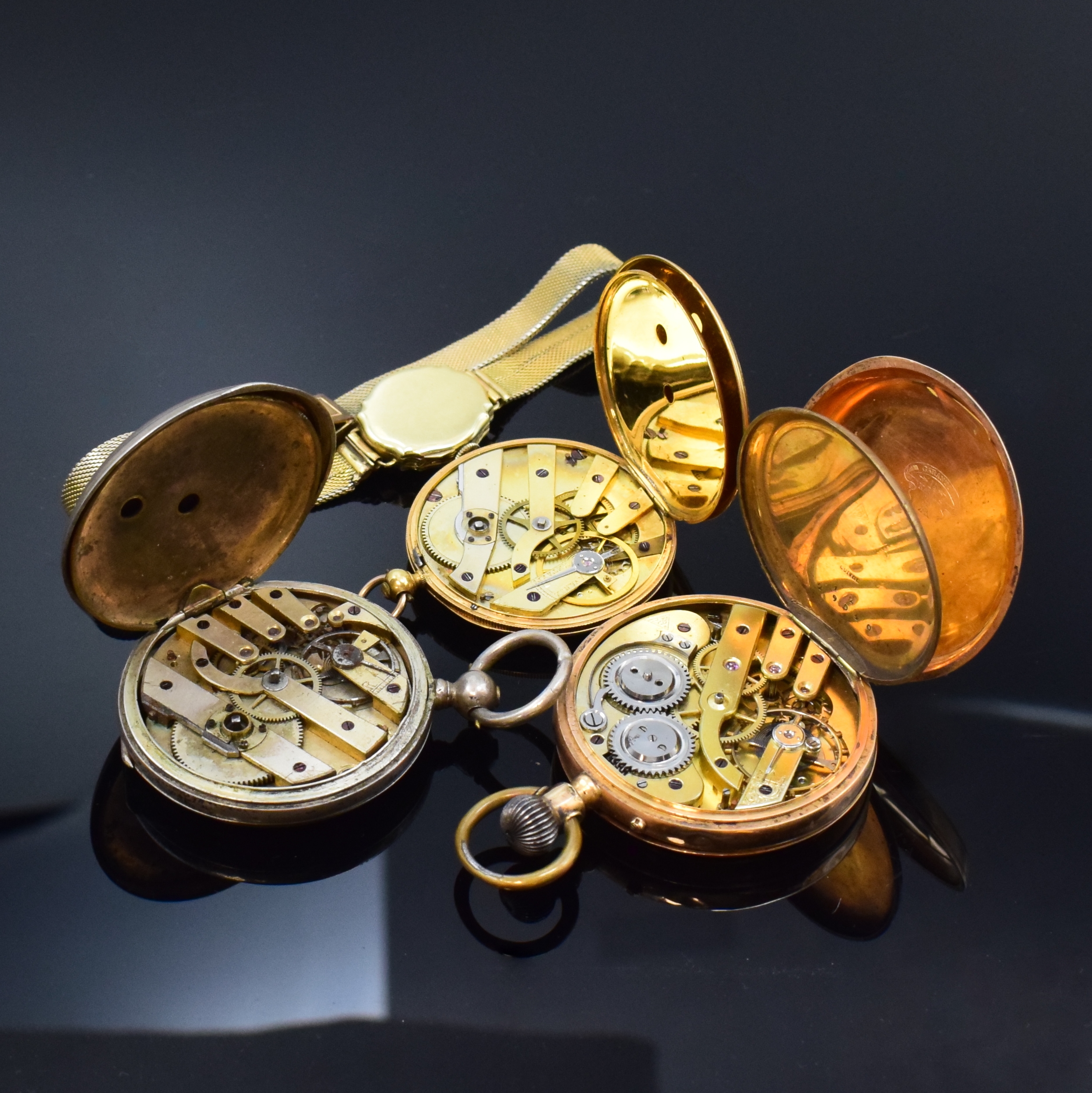 Detail c: Konvolut: 2 Taschenuhren in Gold, 1 in Silber sowie 1 Armbanduhr in Gold, Schweiz / Deutschland 1840 - 1925, Schlüsselaufzug / Kronenaufzug, 1.) ...