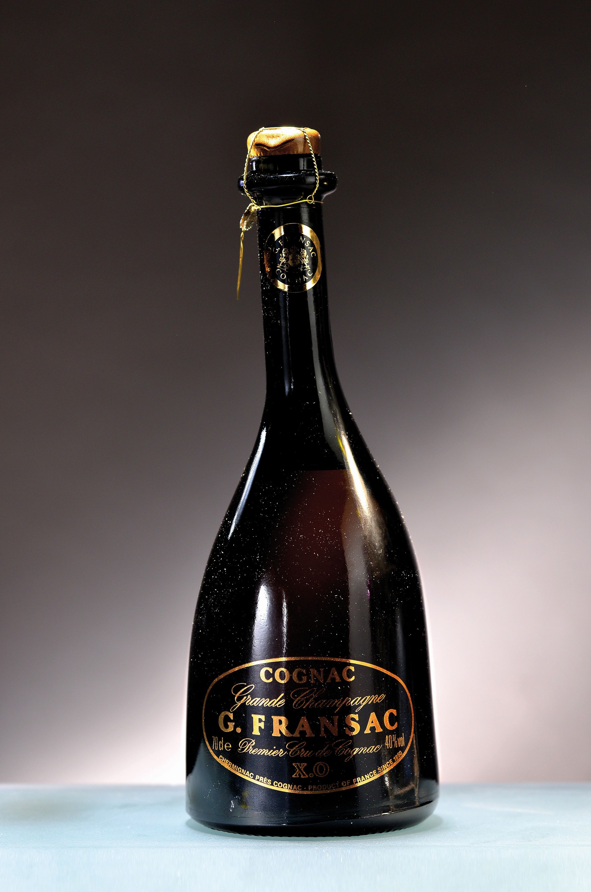 1 Flasche Cognac G. Fransac X.O., Grande Champagne, ca. 70 cl, 40%Vol., in orig. Holzkiste
