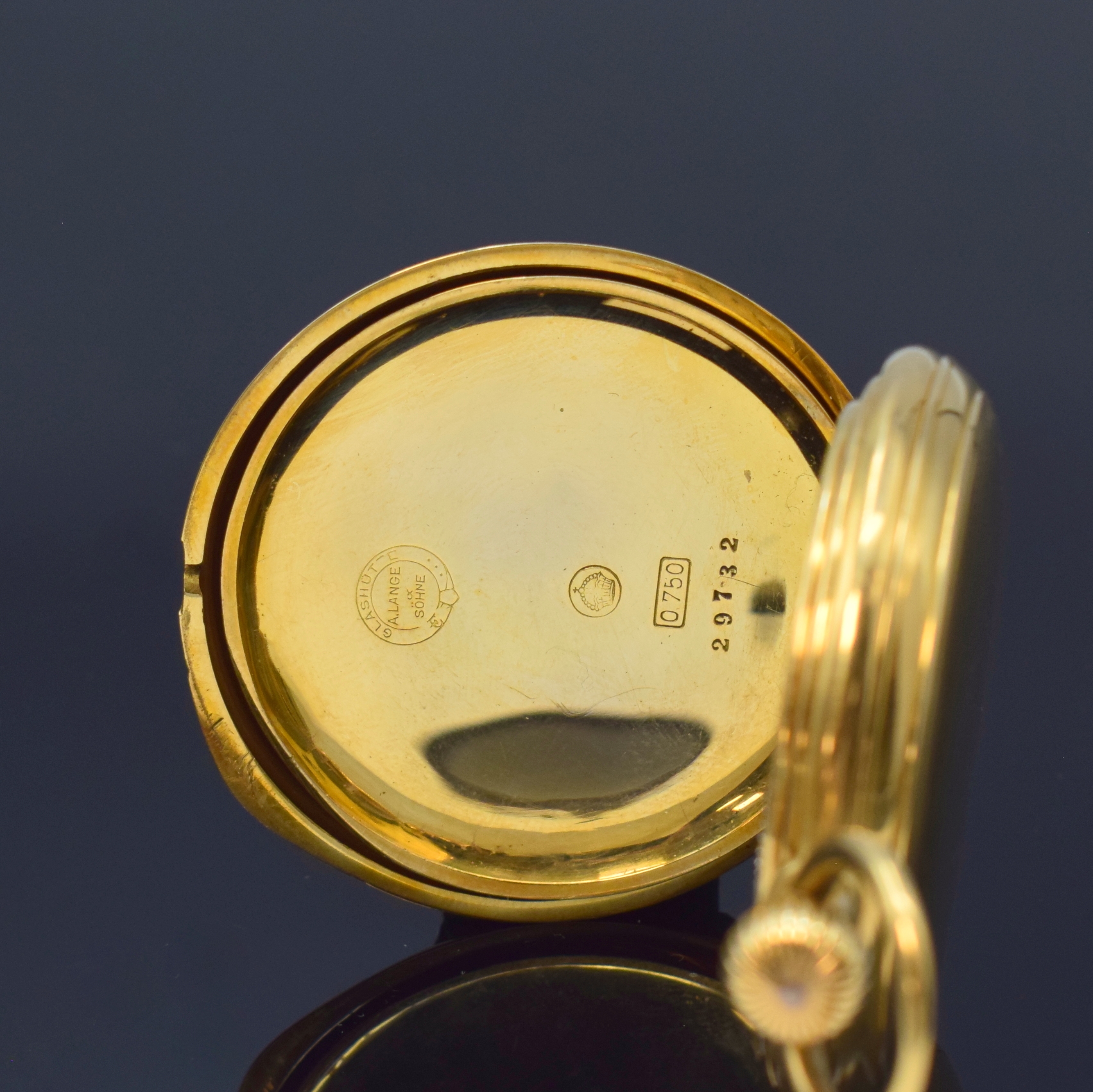 Detail f: A. LANGE & SÖHNE schwere 1A Herrensavonette in GG 750/000, Deutschland um 1890, guill. 3 -Deckel Goldgeh. berieb., Form Jürgens, 2-tlg. ...