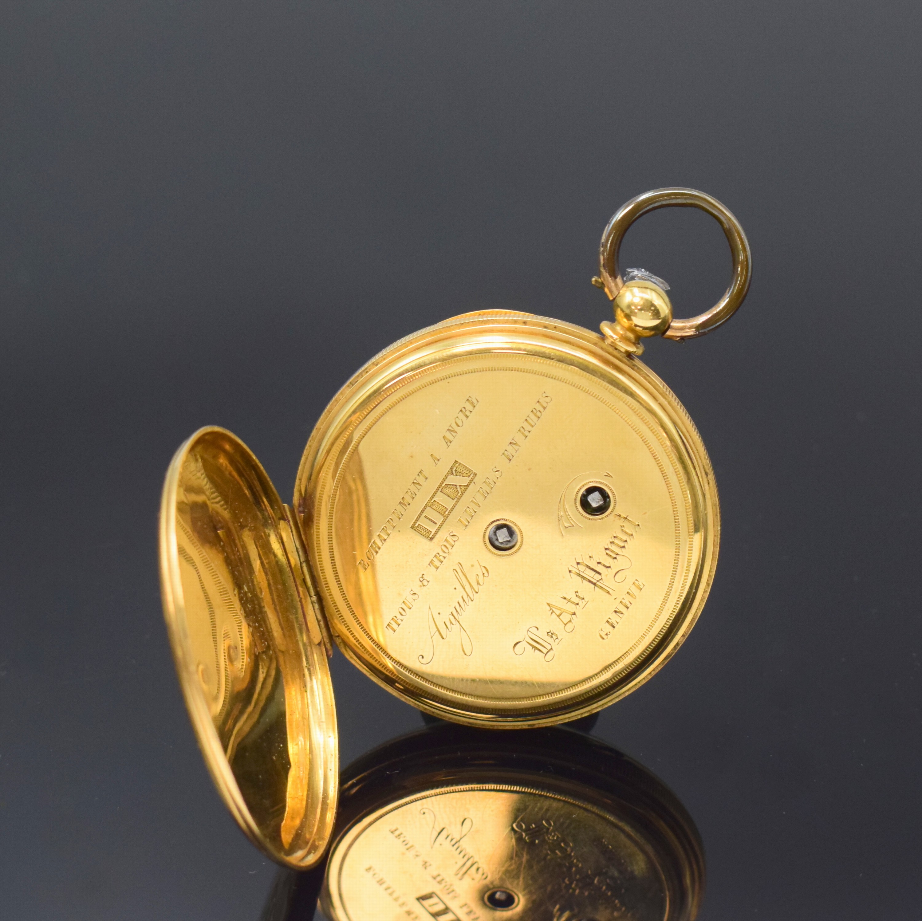 Detail c: Ls. Ate. PIGUET offene Herrentaschenuhr in GG 750/000, Schweiz um 1860, Schlüsselaufzug, guill. 2-Deckel-Goldgeh. dell., Emailzifferbl. riss., ...