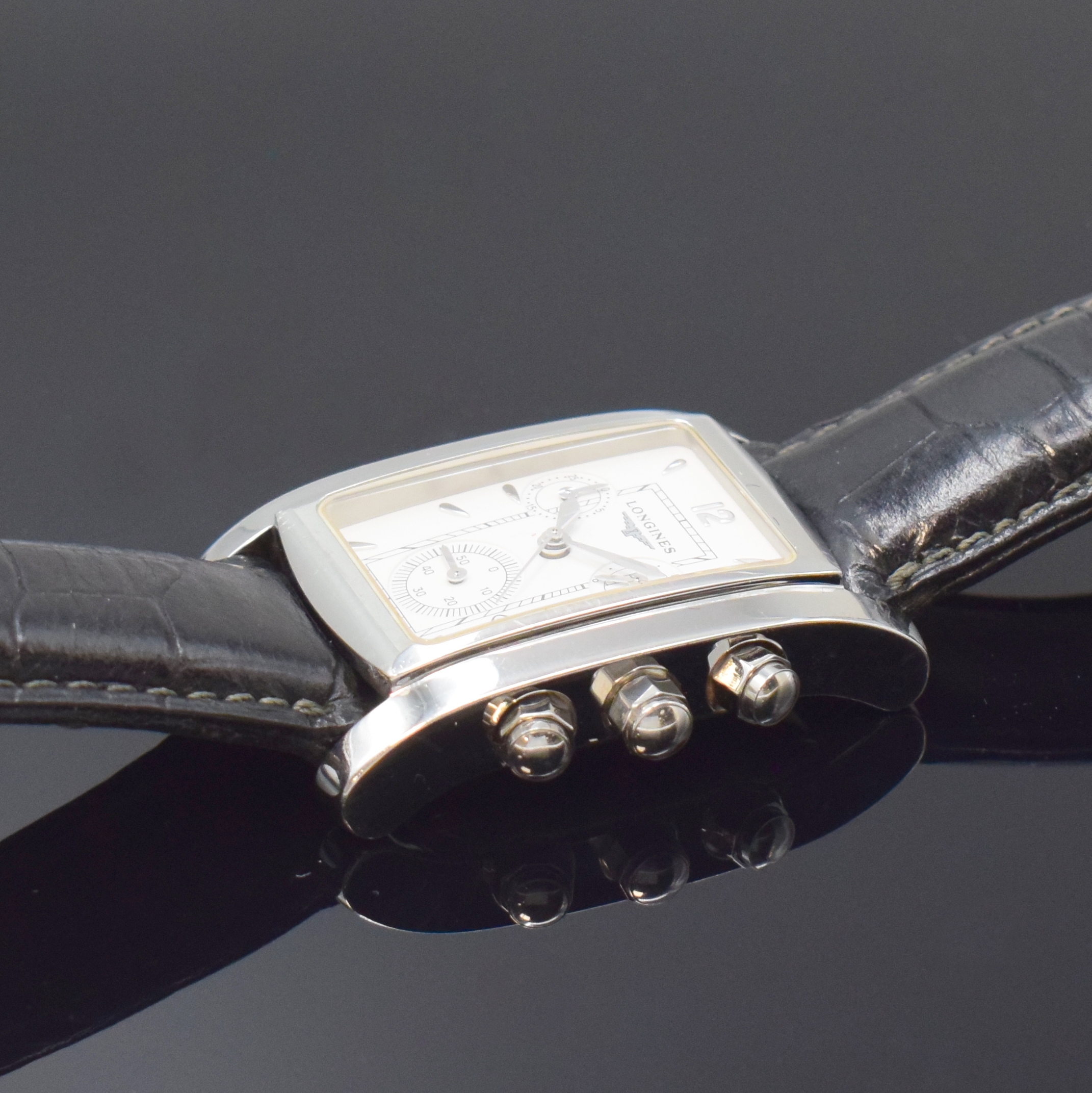Detail c: LONGINES Dolce Vita Armbandchronograph in Stahl Referenz L5.656.4, Schweiz um 2015, Quartz, rechteck. Geh., Boden 4-fach verschr., orig. Lederband m. ...