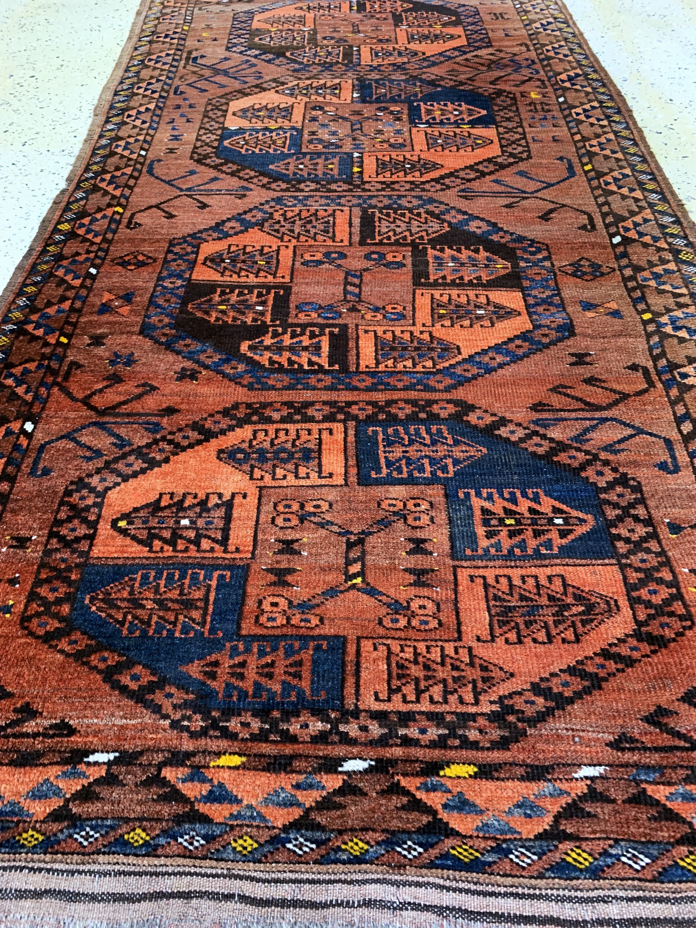 Detail c: Ersari, Turkmenistan, um 1900, Wolle auf Wolle, ca. 205 x 102 cm, EHZ: 2-3