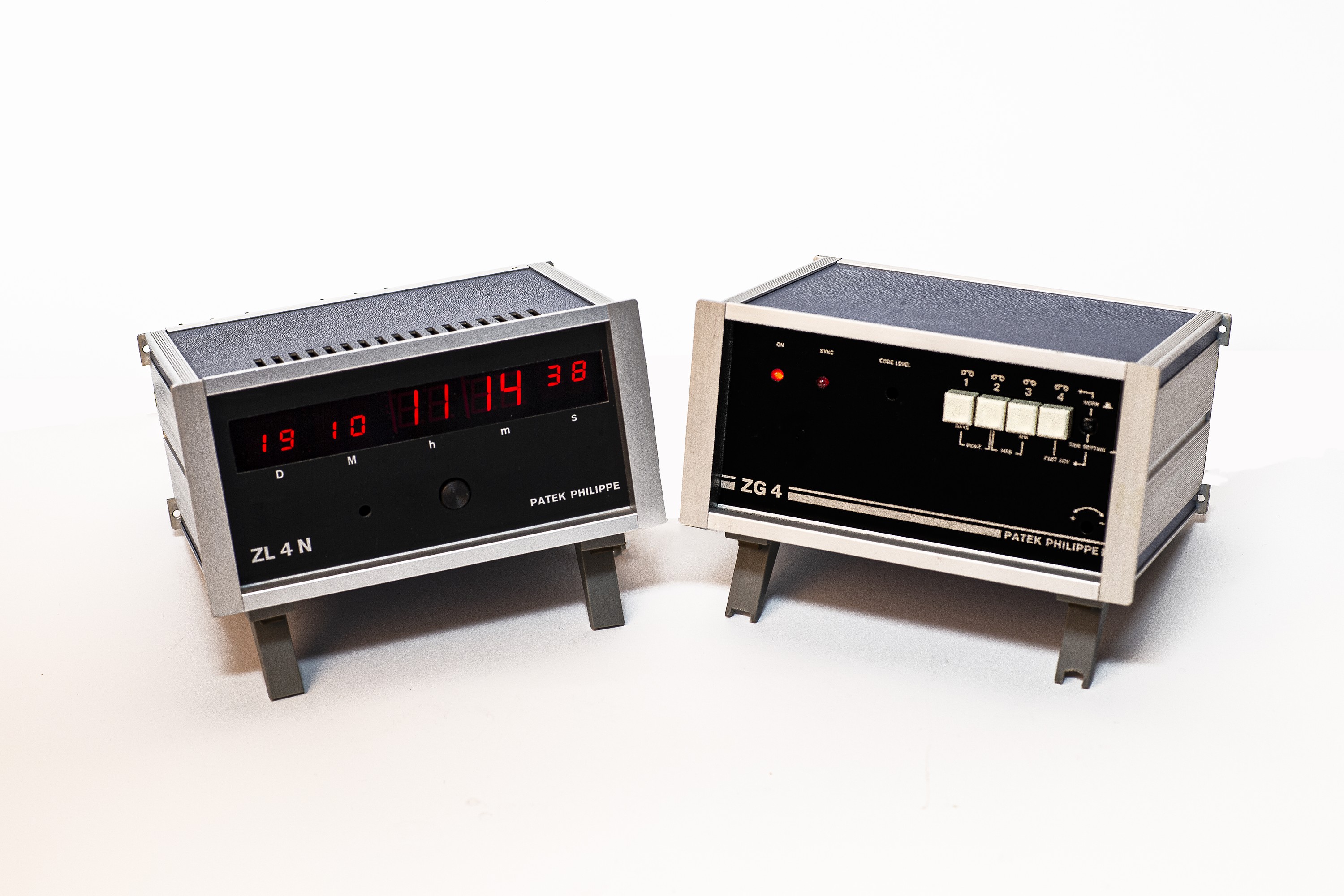 PATEK PHILIPPE extrem seltenes elektronisches Abhörgerät bestehend us der Einheit ZG 4 und ZLN, Schweiz 1970/80er Jahre. Die Geräte wurden wohl ...