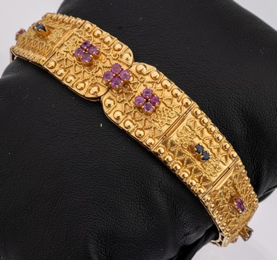 Image 18 kt gold coloured stone-bracelet , YG 750/000, Italy, 1960s, tapering, complicated ...