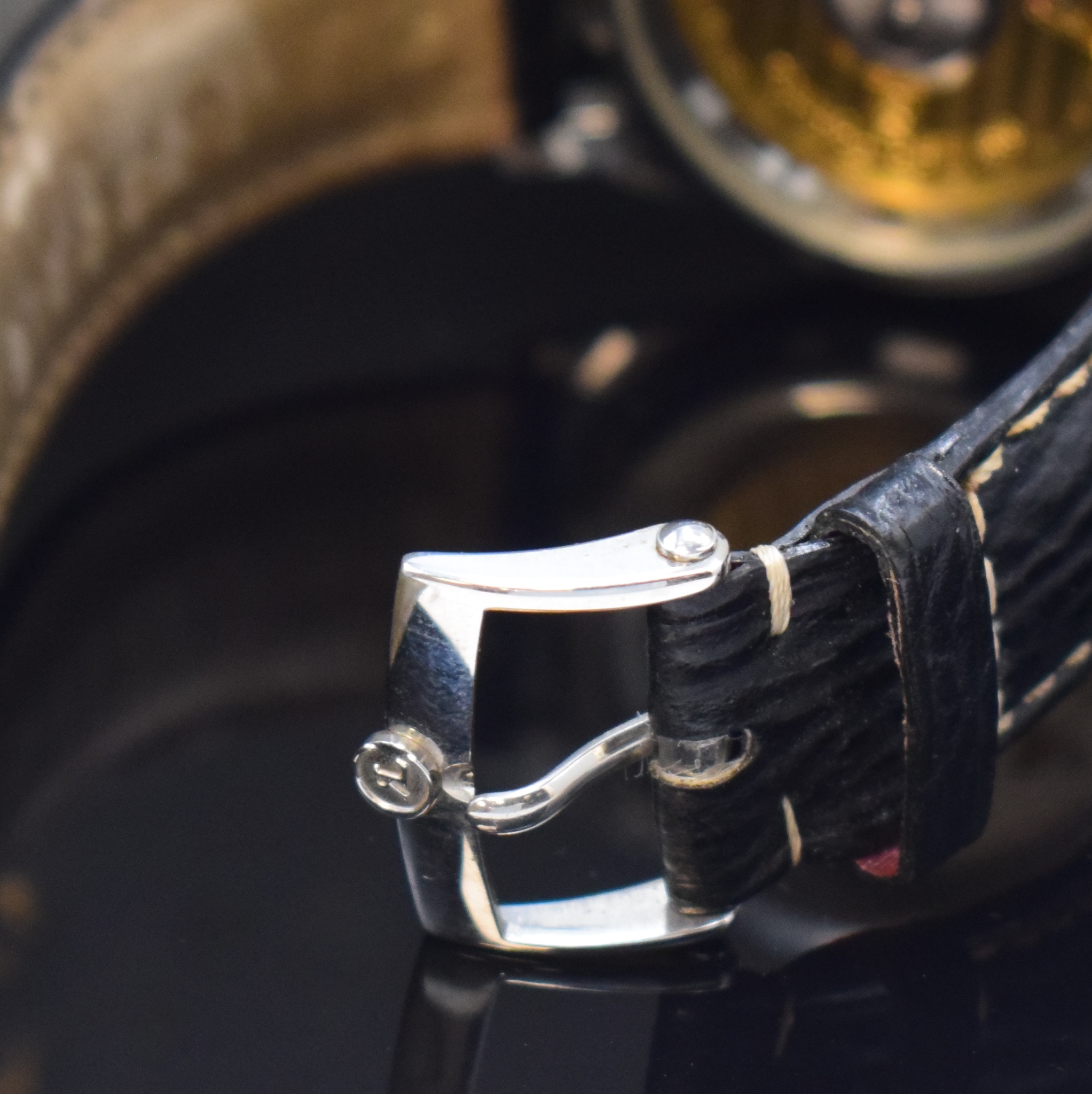 Detail b: CHRONOSWISS Pacific Armbanduhr in Stahl Referenz CH2813SW, Schweiz um 1995, Automatik, beids. vergl. Geh., Boden u. Krone verschr., graues Zifferbl., ...