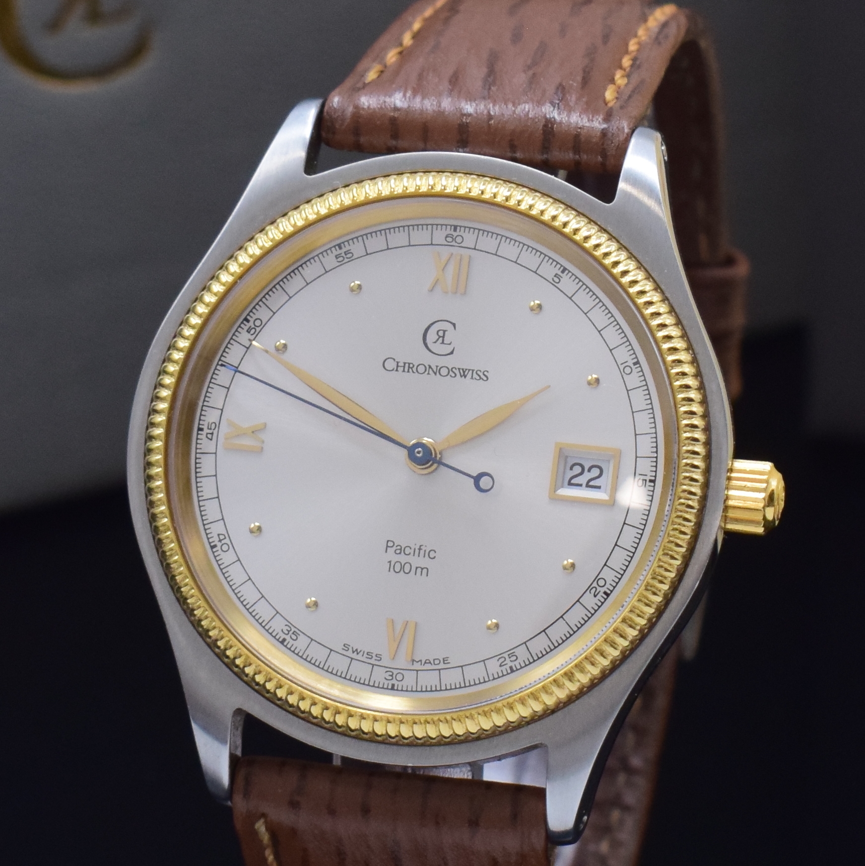 Detail a: CHRONOSWISS Pacific Armbanduhr in Stahl/Gold Referenz CH2814, Schweiz lt. orig. Pap. verk. 1996, Automatik, beids. vergl. Geh., Boden u. Krone ...