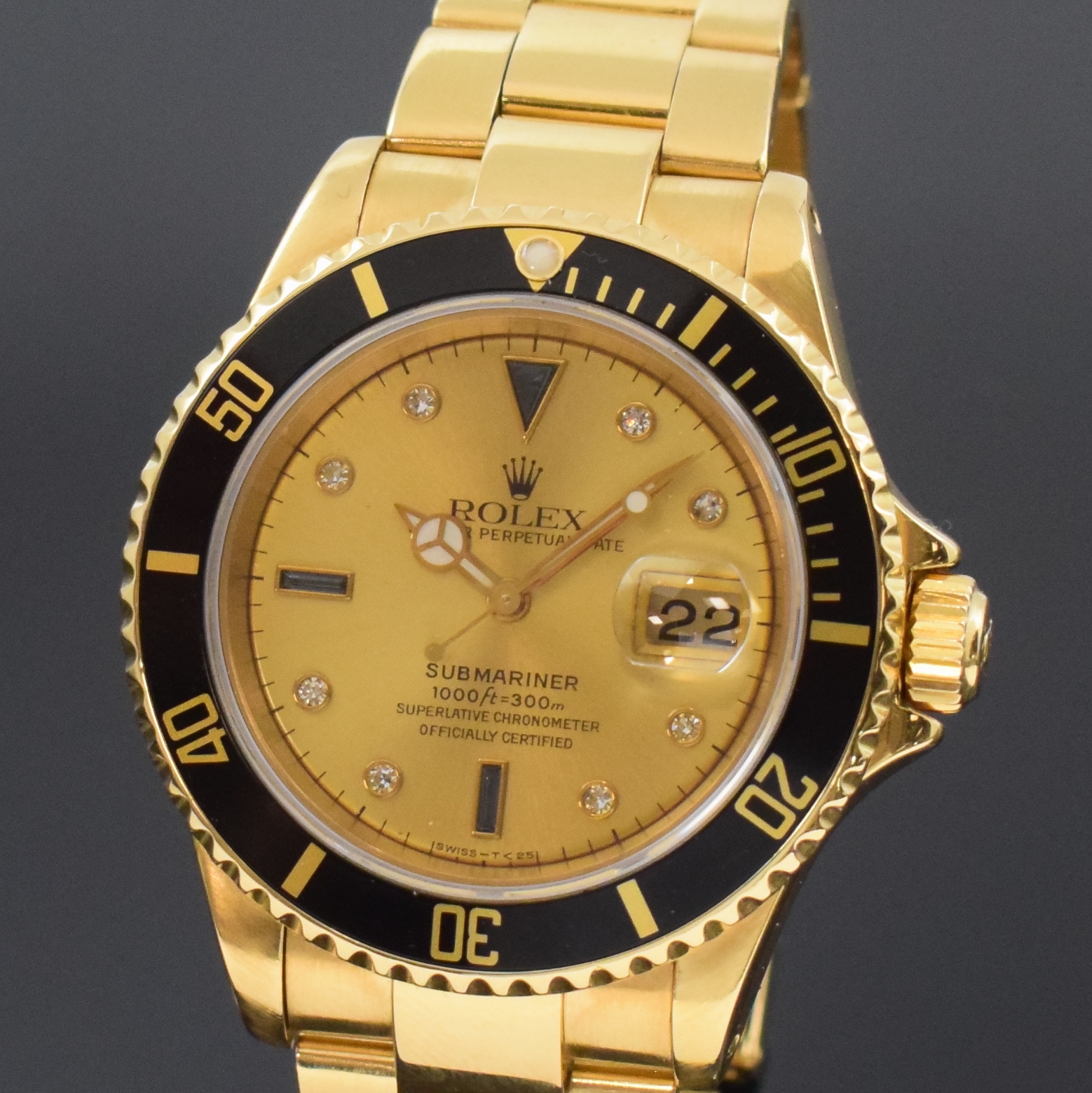Detail a: ROLEX Herrenarmbanduhr Oyster Perpetual Date Submariner mit sogenanntem Sultan-Zifferblatt Referenz 16618, Automatik, Schweiz um 1992, Chronometer ...