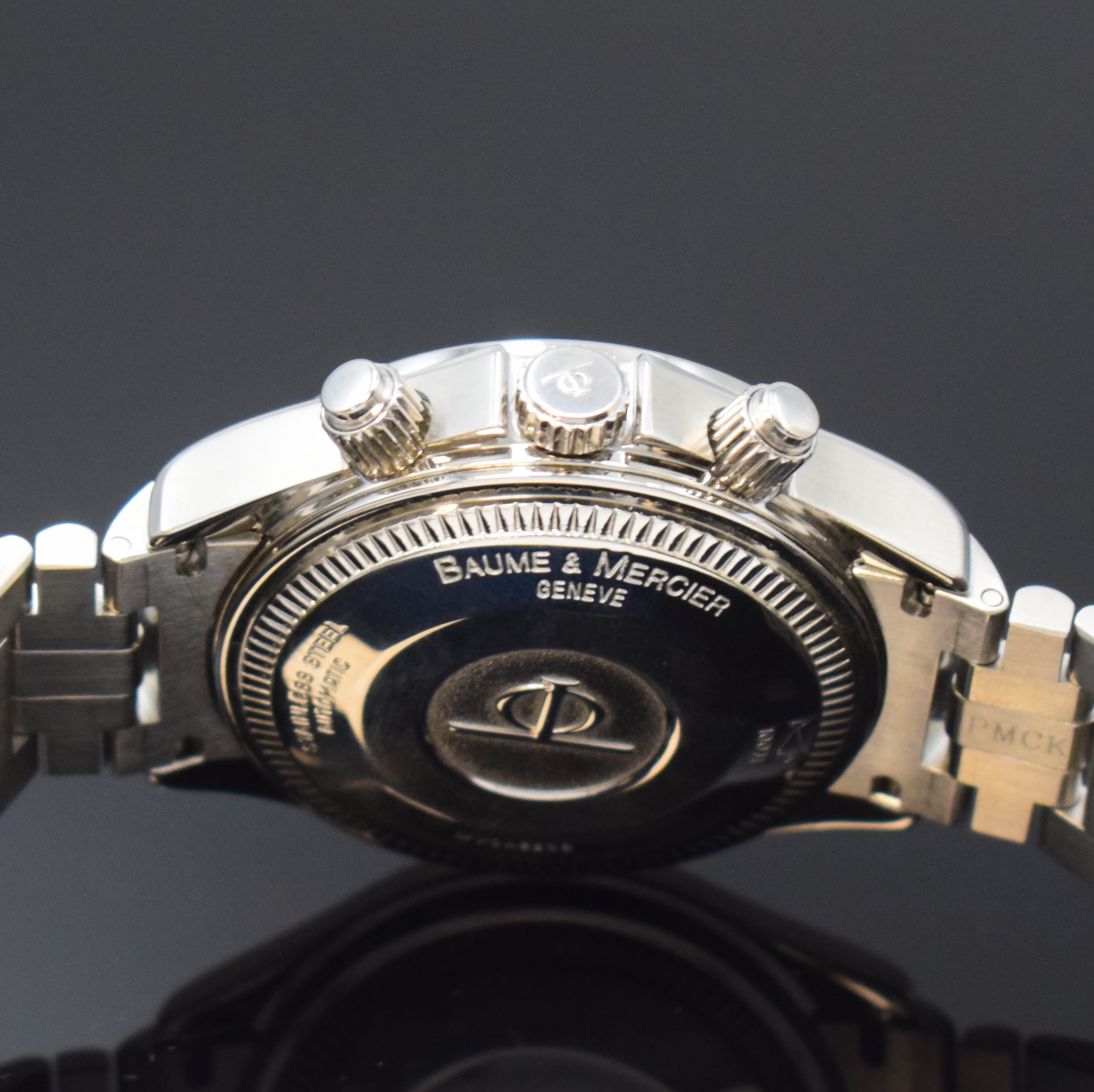 Detail d: BAUME & MERCIER Automatikchronograph Referenz MV045208, Schweiz um 2006, Edelstahlgeh. inkl. Gliederband m. dopp. Faltschl., Boden, Krone und ...