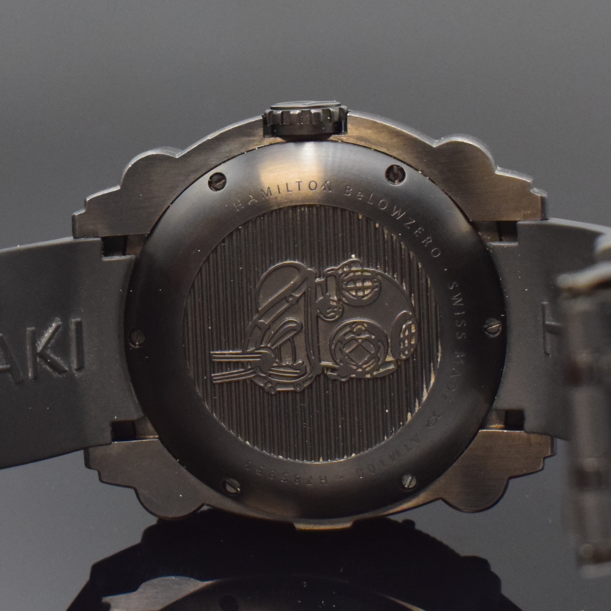 Detail c: HAMILTON Herrenarmbanduhr Khaki Navy Below Zero Referenz H785850, Automatik, Schweiz um 2015, PVD beschichtetes Edelstahlgeh. inkl. orig. ...