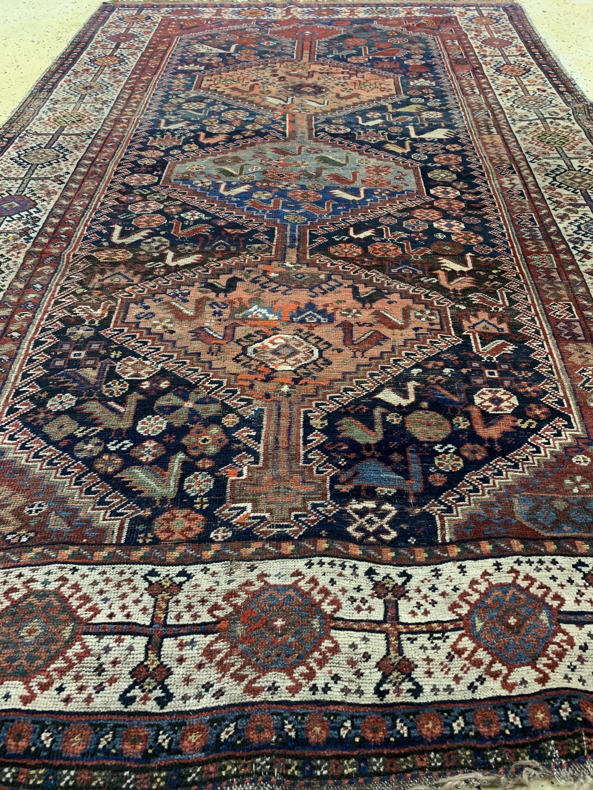 Detail f: Ghaschgai antik, Persien, 19.Jhd, Wolle aufWolle, ca. 242 x 150 cm, EHZ: 3