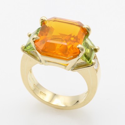 Image Ring mit Farbsteinen und Brillanten, GG 750/000, achteck. Feueropal, seitl. m. 2 fac. ...