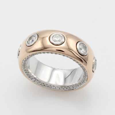 Image Ring mit Brillanten, RG/WG 750/000, 9 Brill.in WG-Zargenfassung u. Brill. seitl. gef. ...