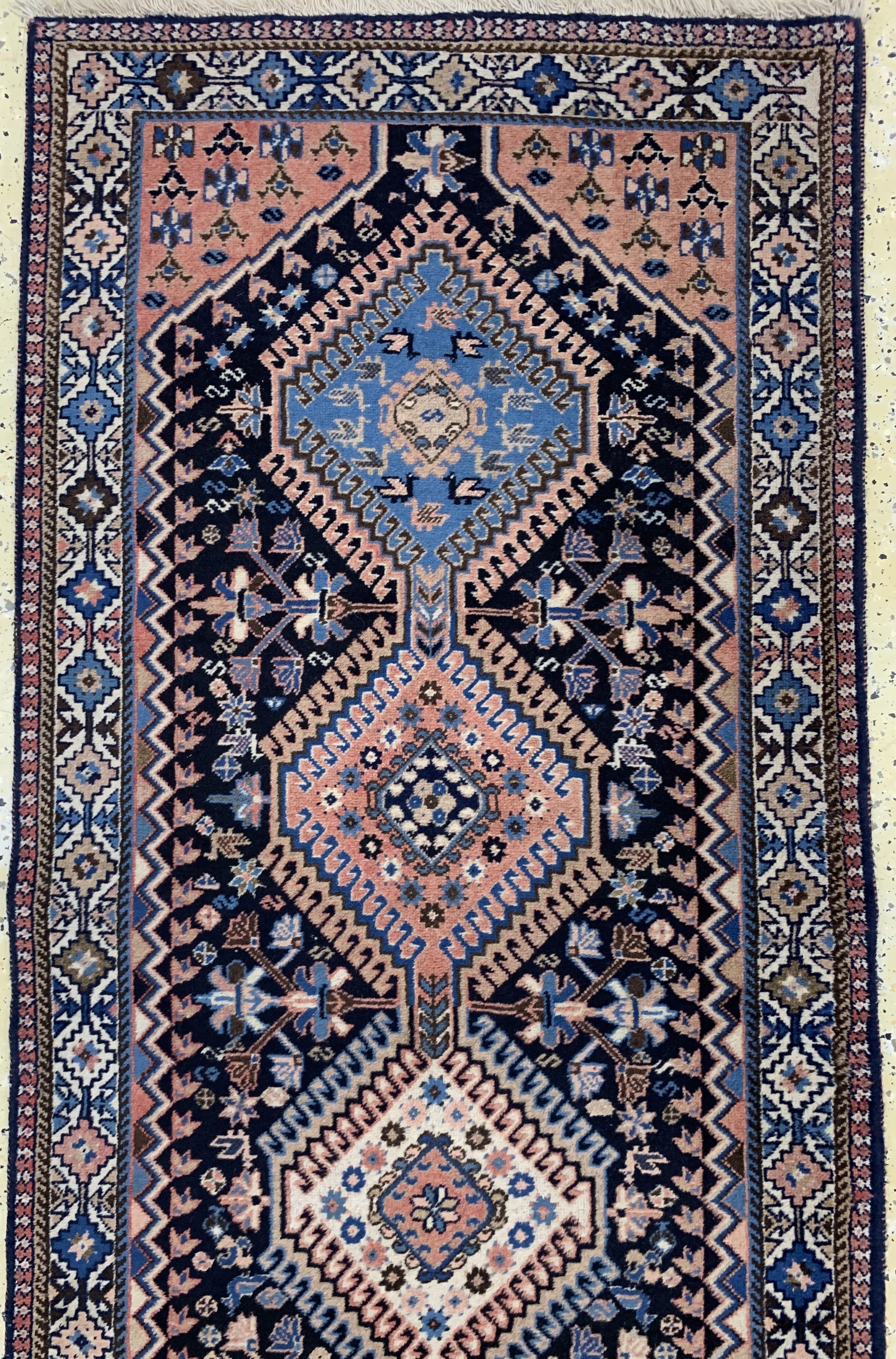 Detail a: Yalameh, Persien, Ende 20.Jhd, Wolle auf Wolle, ca. 385 x 82 cm, EHZ: 2