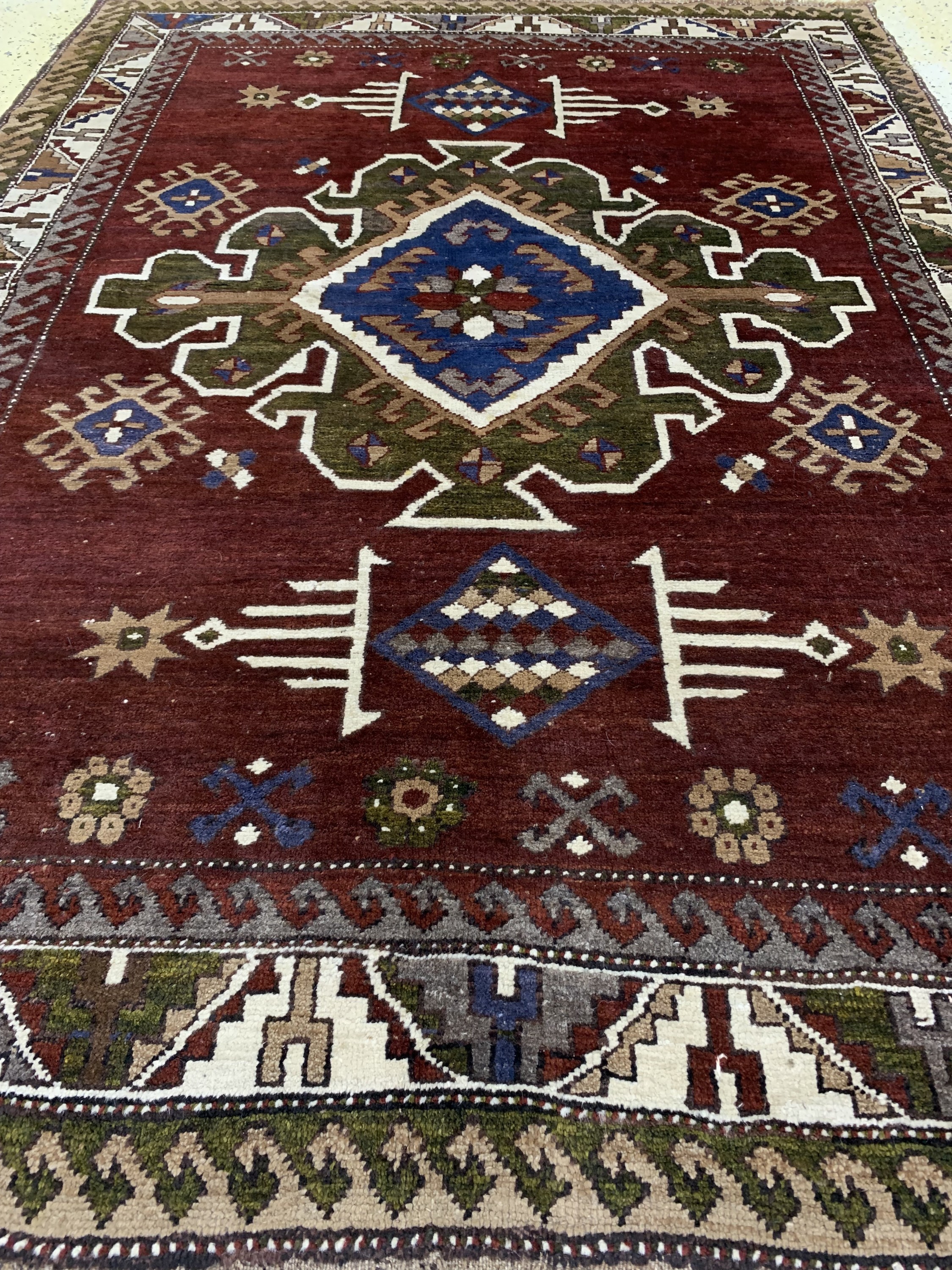Detail c: Kars Kazak, Türkei, Mitte 20.Jhd, Wolle aufWolle, ca. 210 x 152 cm, EHZ: 2