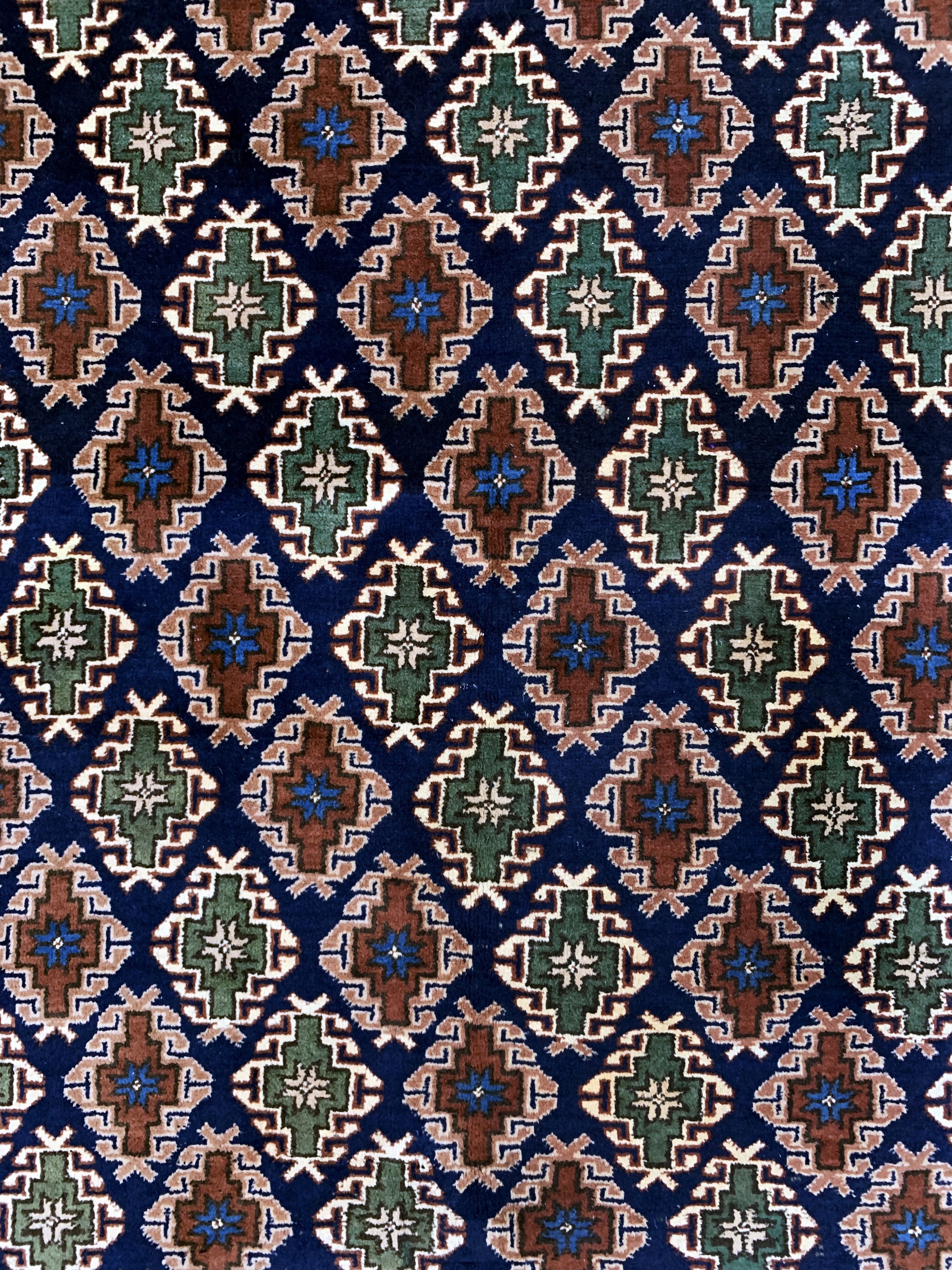 Detail c: Khalmohammadi, Afghanistan, Ende 20.Jhd, Wolle auf Wolle, ca. 195 x 150 cm, EHZ: 2