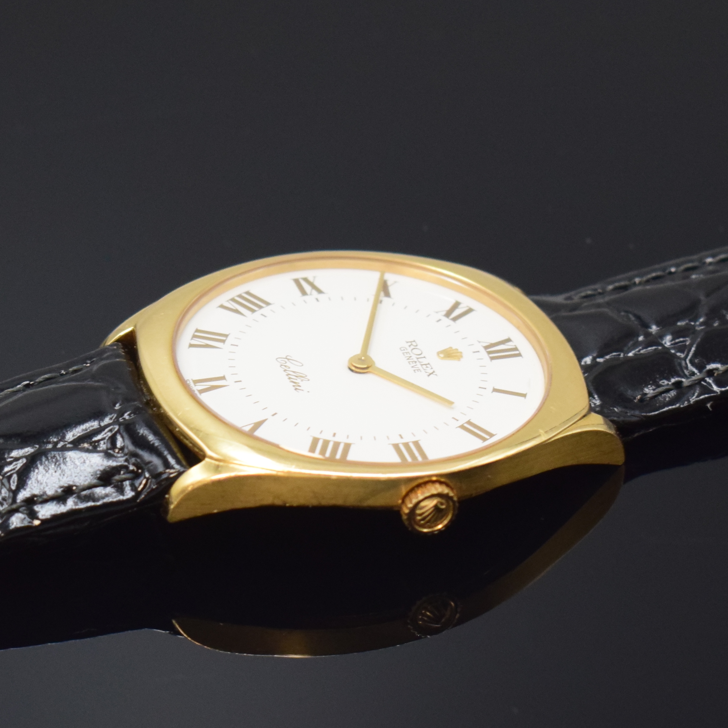 Detail d: ROLEX Herrenarmbanduhr Serie Cellini in GG 750/000 Referenz 4133, Handaufzug, Schweiz um 1993, Lederband m. orig. GG 750/000 Dornschl., Boden ...