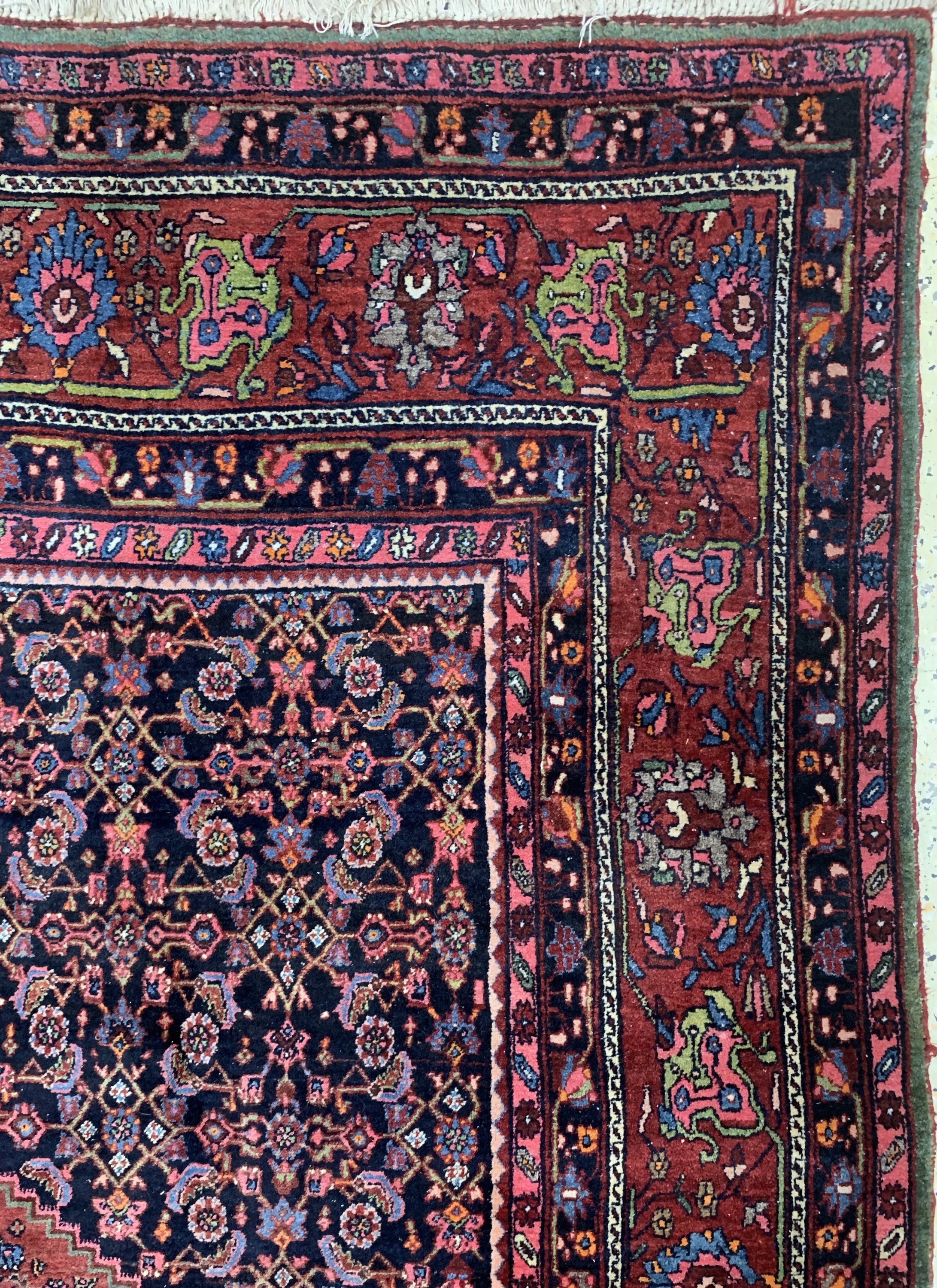 Detail e: Bidjar alt, Persien, Anfang 20.Jhd, Wolle auf Baumwolle, ca. 404 x 300 cm, verblasst, EHZ: 2