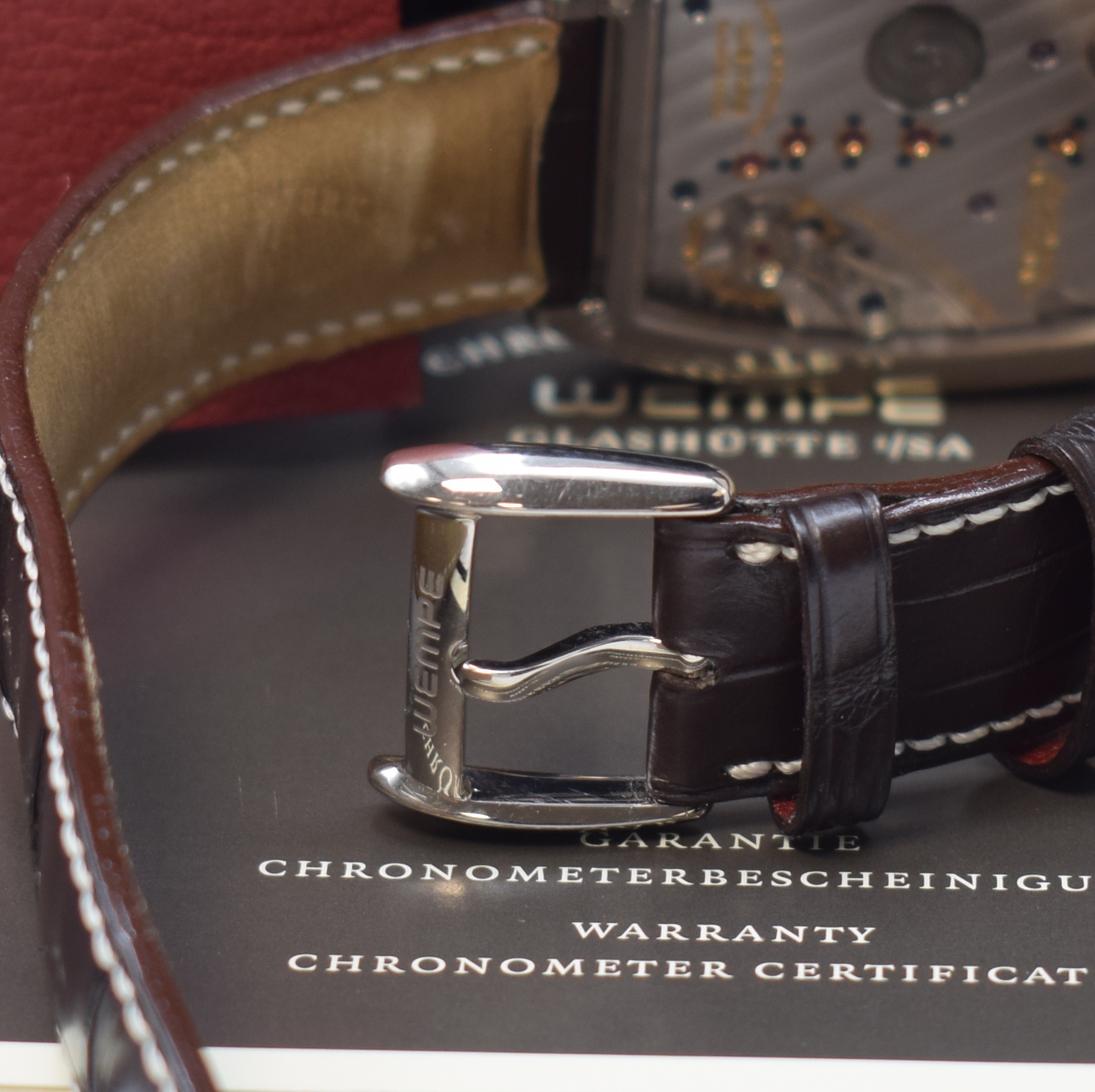 Detail b: WEMPE hochfeines und extrem seltenes Armbandchronometer, Handaufzug, Sondermodell in WG 750/000 inkl. orig. Lederband m. orig. Dornschl. in WG ...