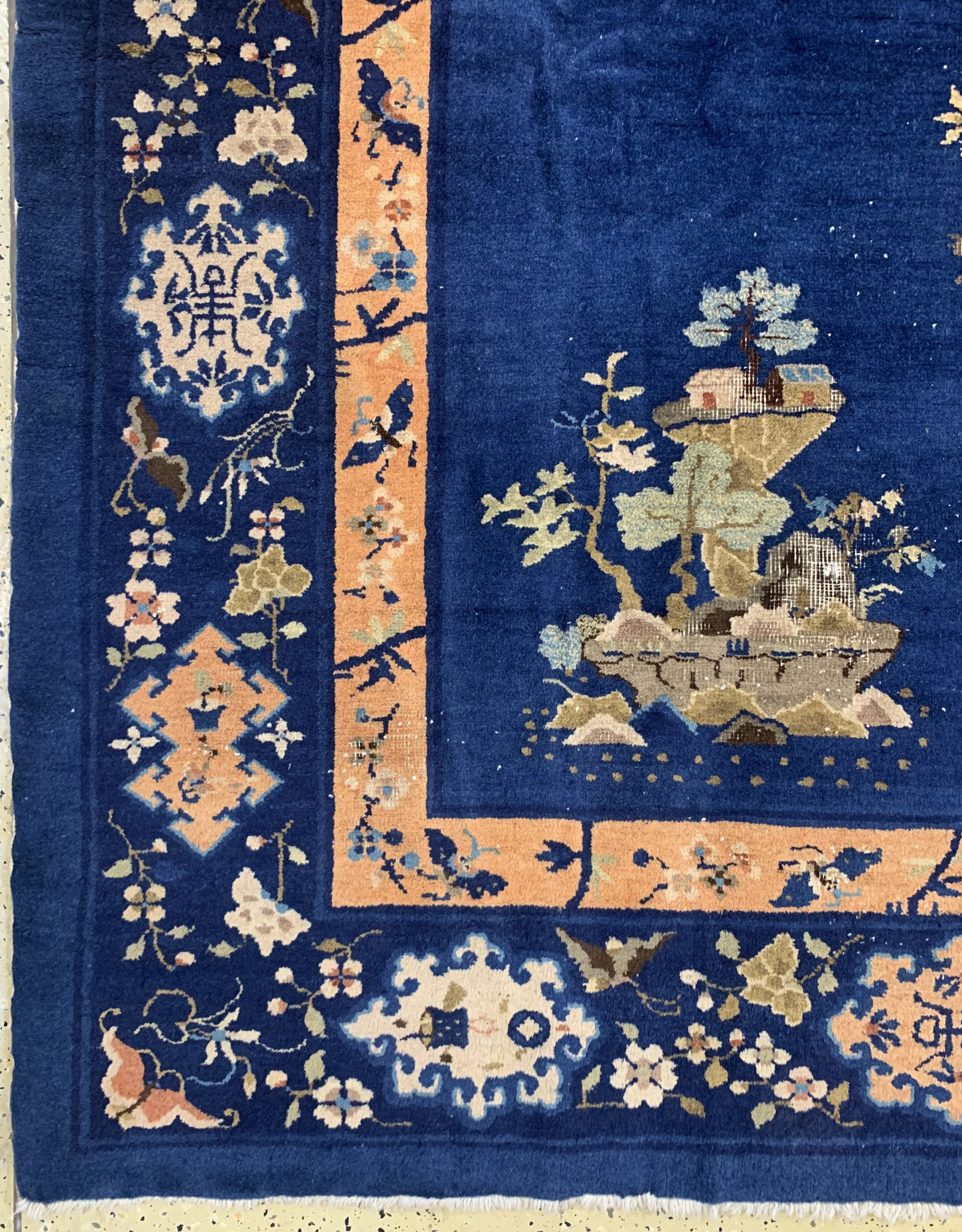 Detail b: Peking antik, China, um 1900, Wolle auf Baumwolle, ca. 348 x 275 cm, EHZ: 3-4