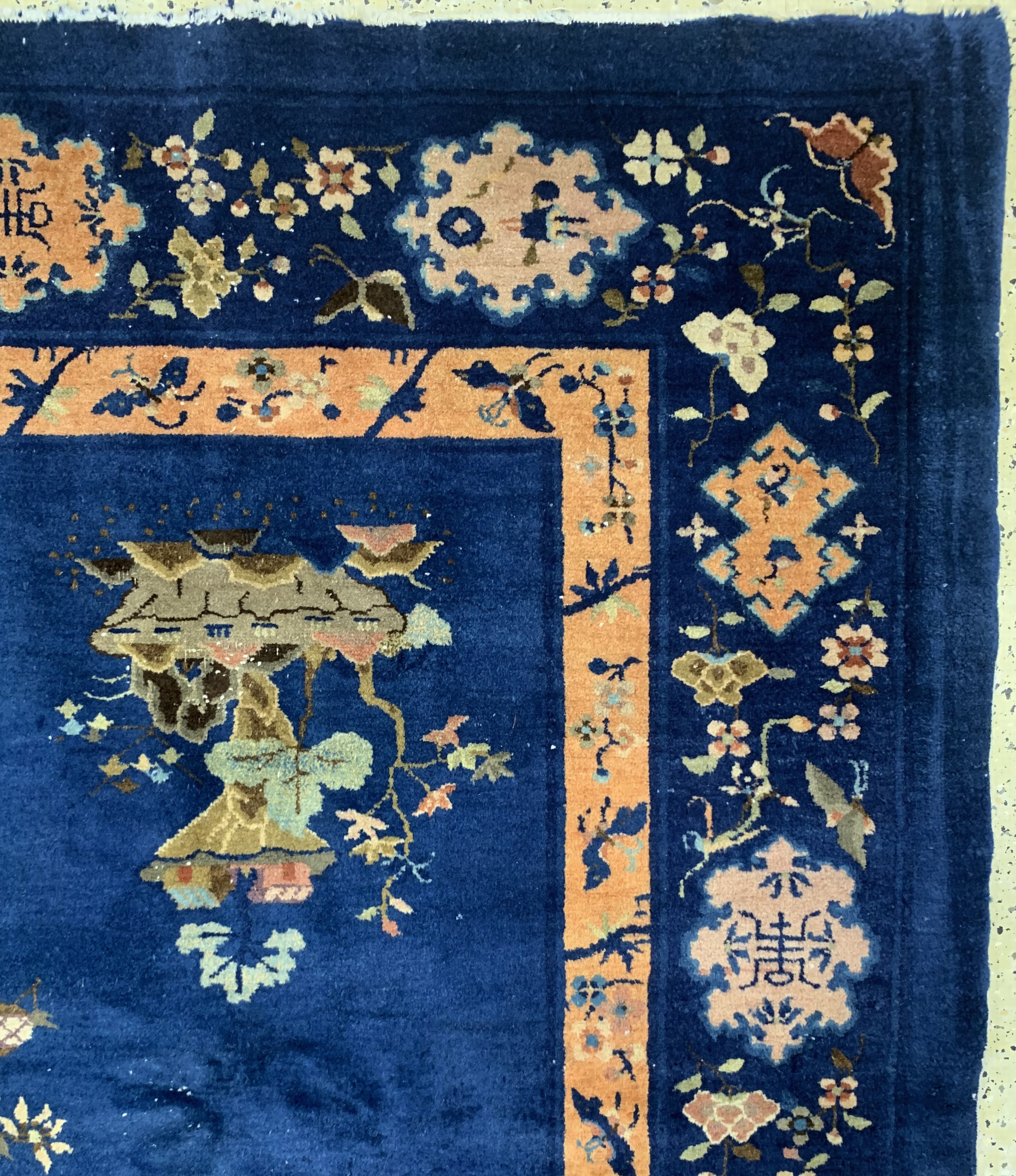 Detail e: Peking antik, China, um 1900, Wolle auf Baumwolle, ca. 348 x 275 cm, EHZ: 3-4