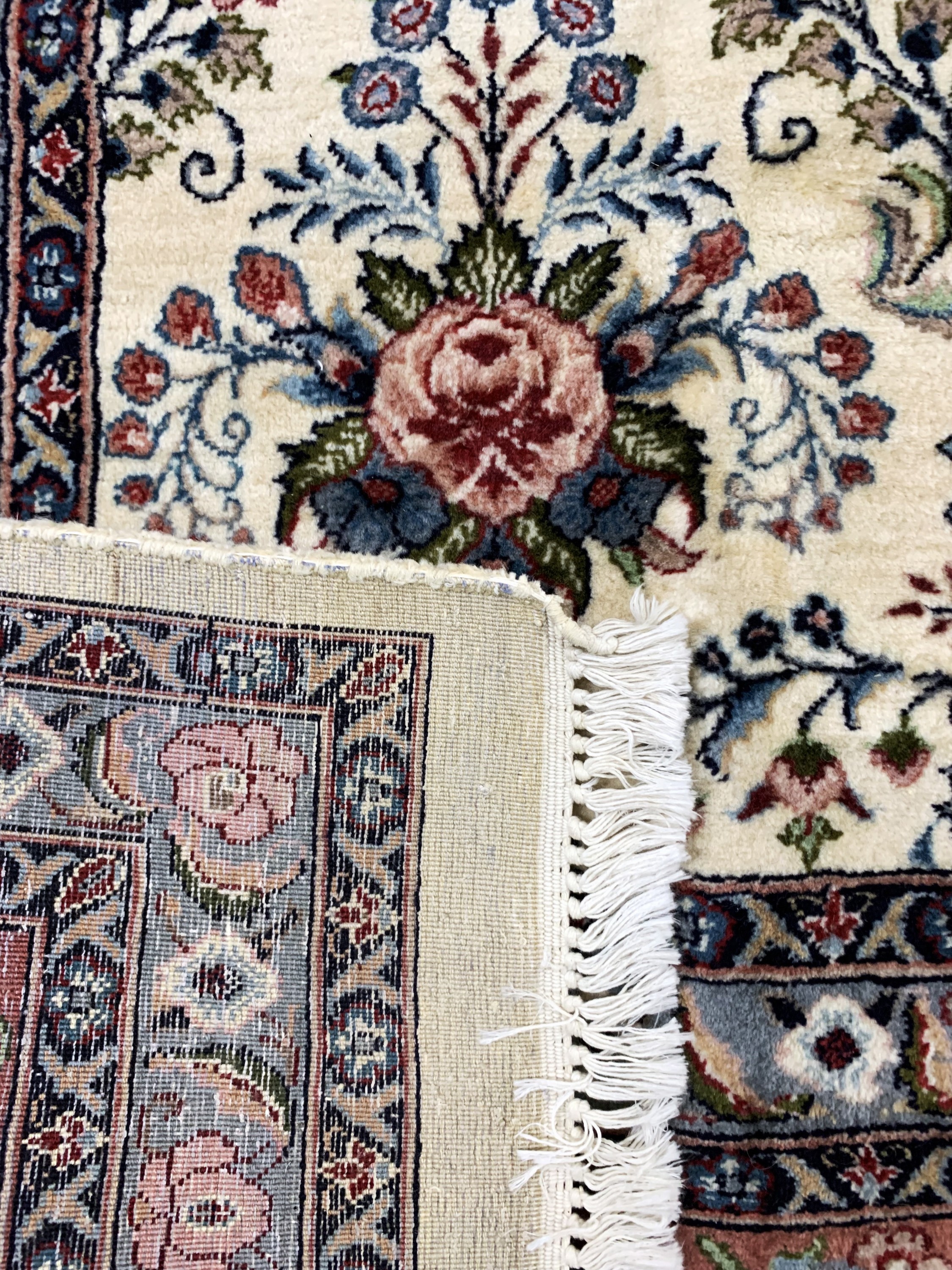 Detail h: Lahor Kork fein, Indien, Ende 20.Jhd, Korkwolle auf Baumwolle, ca. 414 x 304 cm, EHZ: 1-2