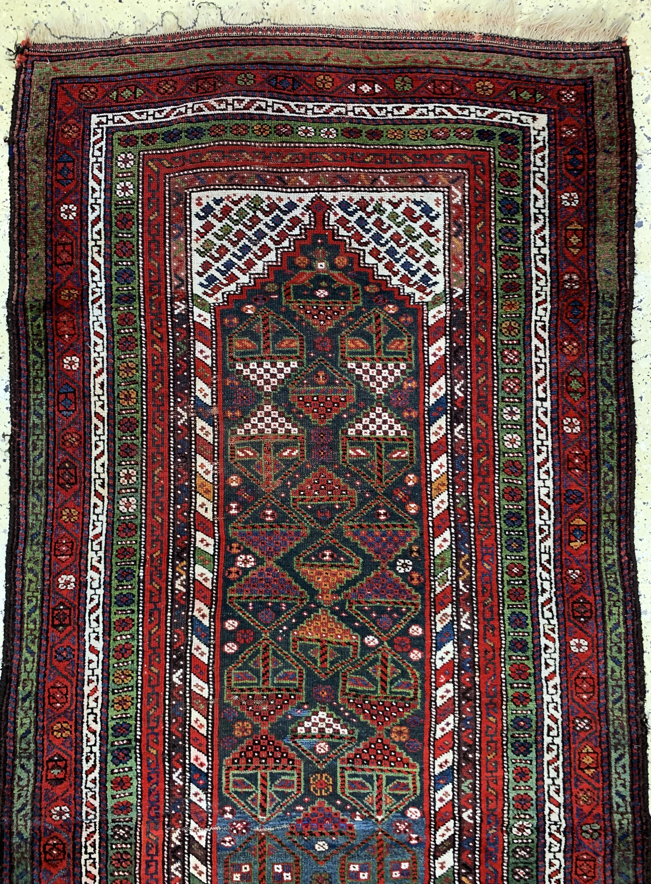 Detail a: Kurdischer Dorfteppich, Persien, um 1900, Wolle auf Wolle, ca. 493 x 118 cm, EHZ: 3