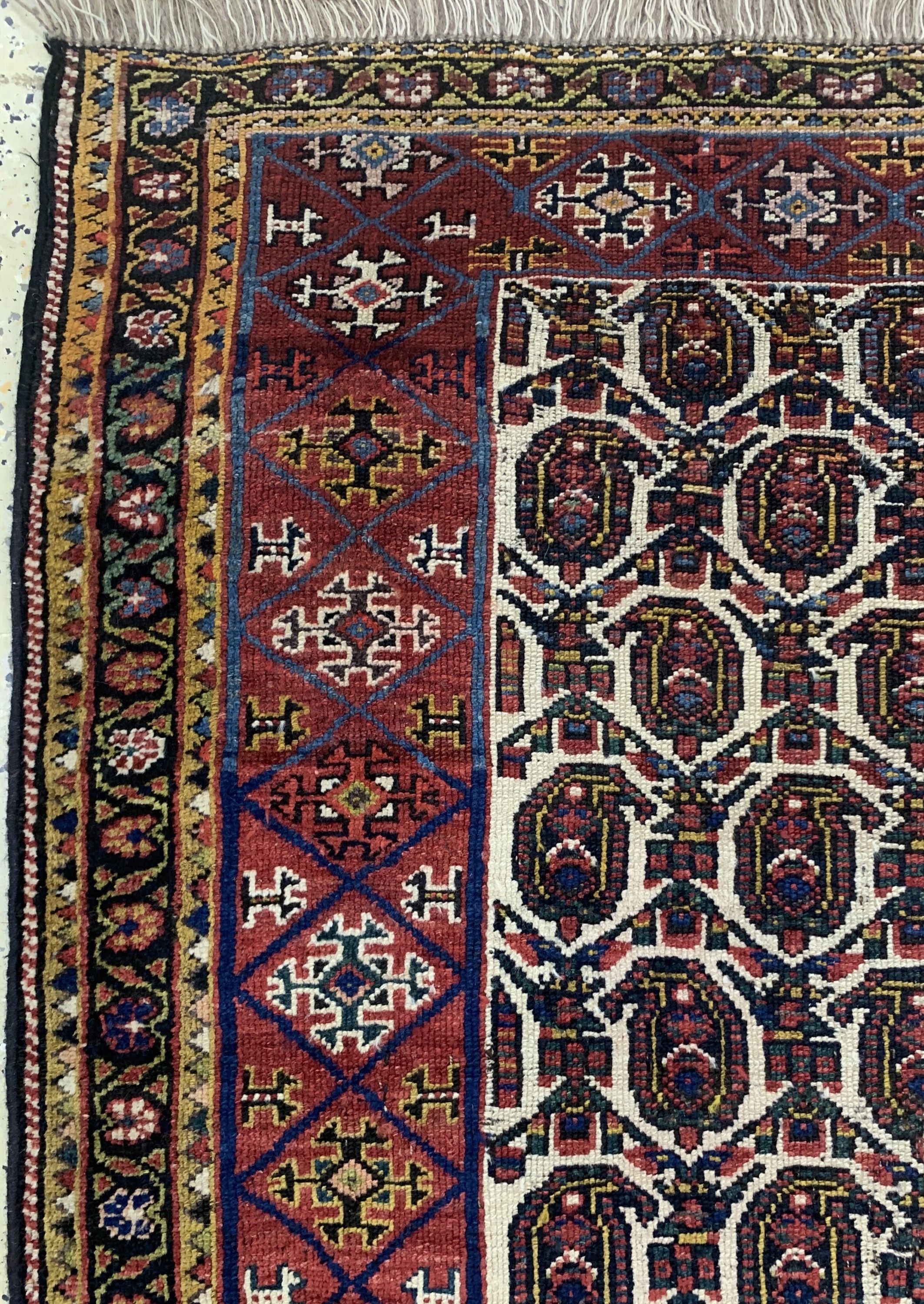 Detail d: Antiker Bachtiar, Persien, 19.Jhd, Wolle auf Wolle, ca. 290 x 125 cm, EHZ: 3