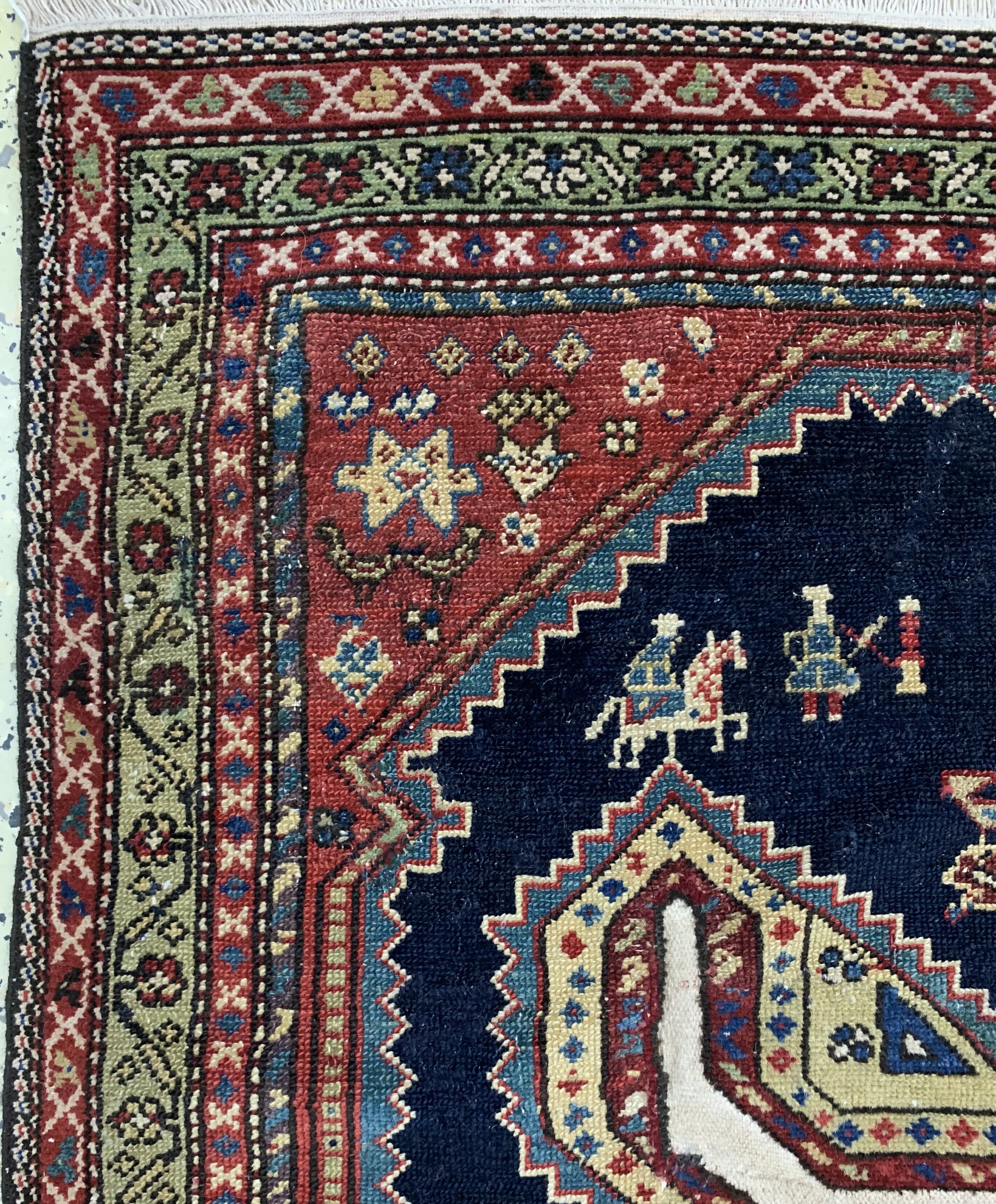 Detail c: "Sattelauflage"antik, Malayer, Persien, um 1900, Wolle auf Baumwolle, ca. 94 x 90 cm, EHZ: 2-3, (fachkundig restauriert)