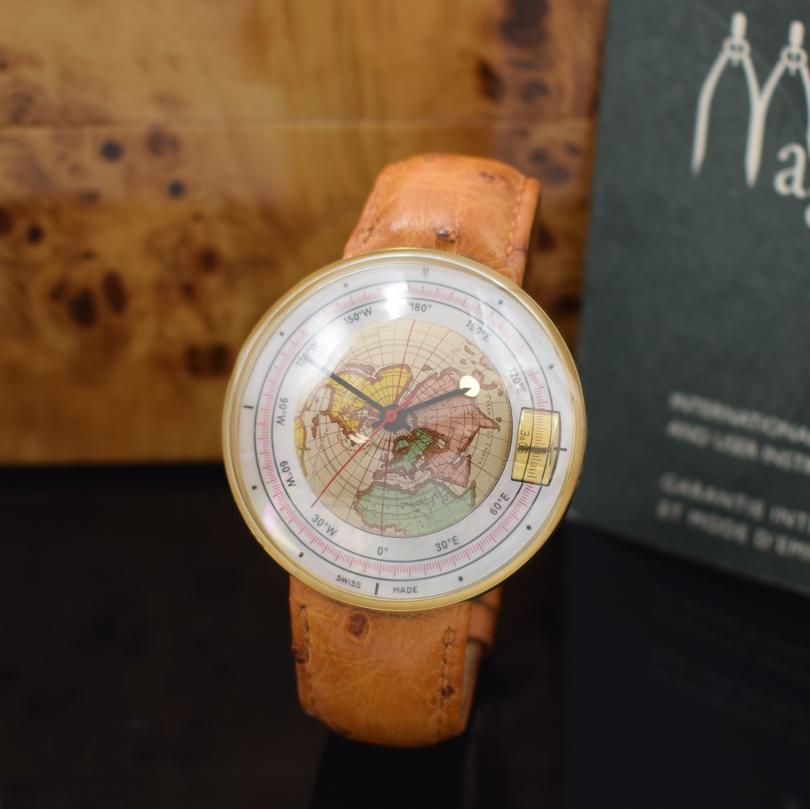 MAGELLAN extrem seltene Herrenarmbanduhr "1521" Northern Hemisphere in GG 750/000, Automatik, orig. Lederband m. orig. Faltschl. in GG ...