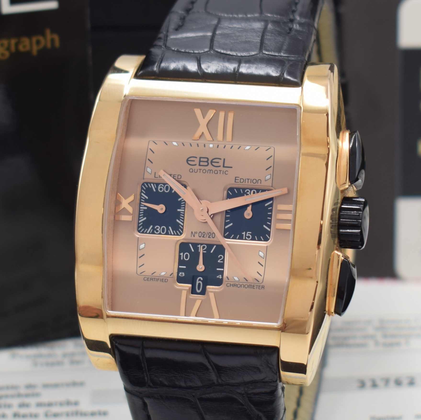 Detail a: EBEL seltener, auf 20 Stück limitierter Armbandchronograph Tarawa in RG 750/000 Referenz 5137J40, Automatik, massives Geh. beids. vergl., Boden ...