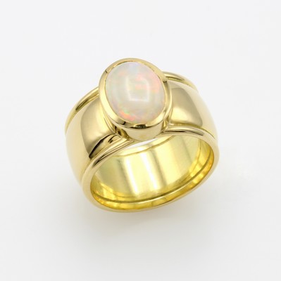 Image Breiter Ring mit Opal, GG 750/000, ovaler Opal in glatter Fassung ca. 3 ct, RW ca. 54 ...