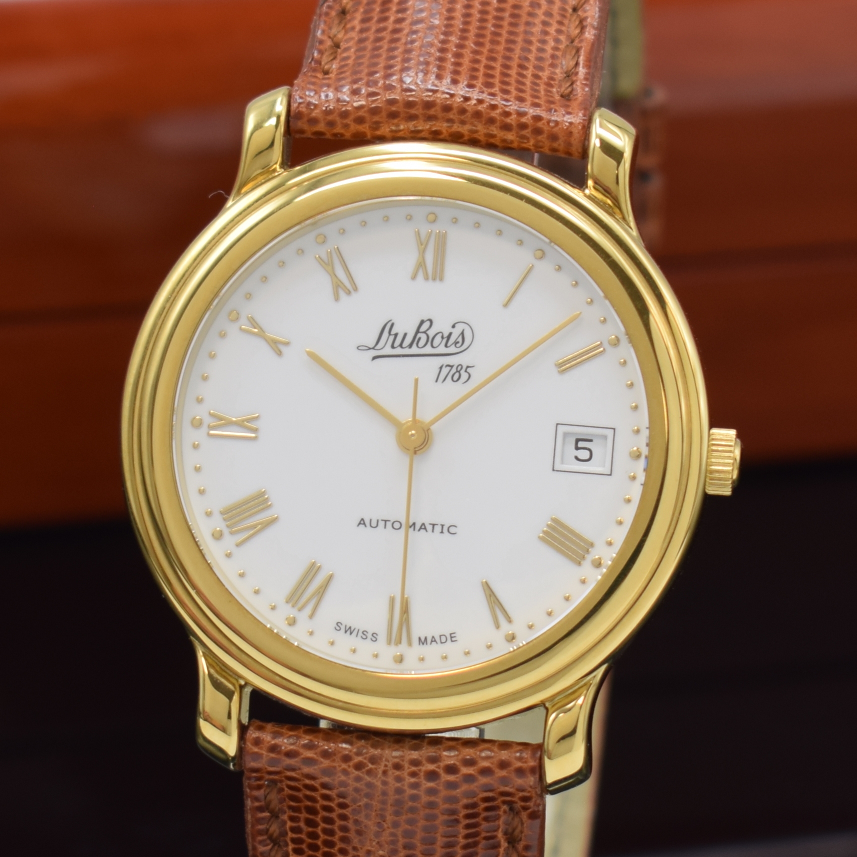 Detail a: DU BOIS Armbanduhr Montre Classique in GG 750/000, Automatik, 2-teil. Geh. beids. vergl., Boden 6-fach verschr., orig. Lederband m. verg. Dornschl., ...