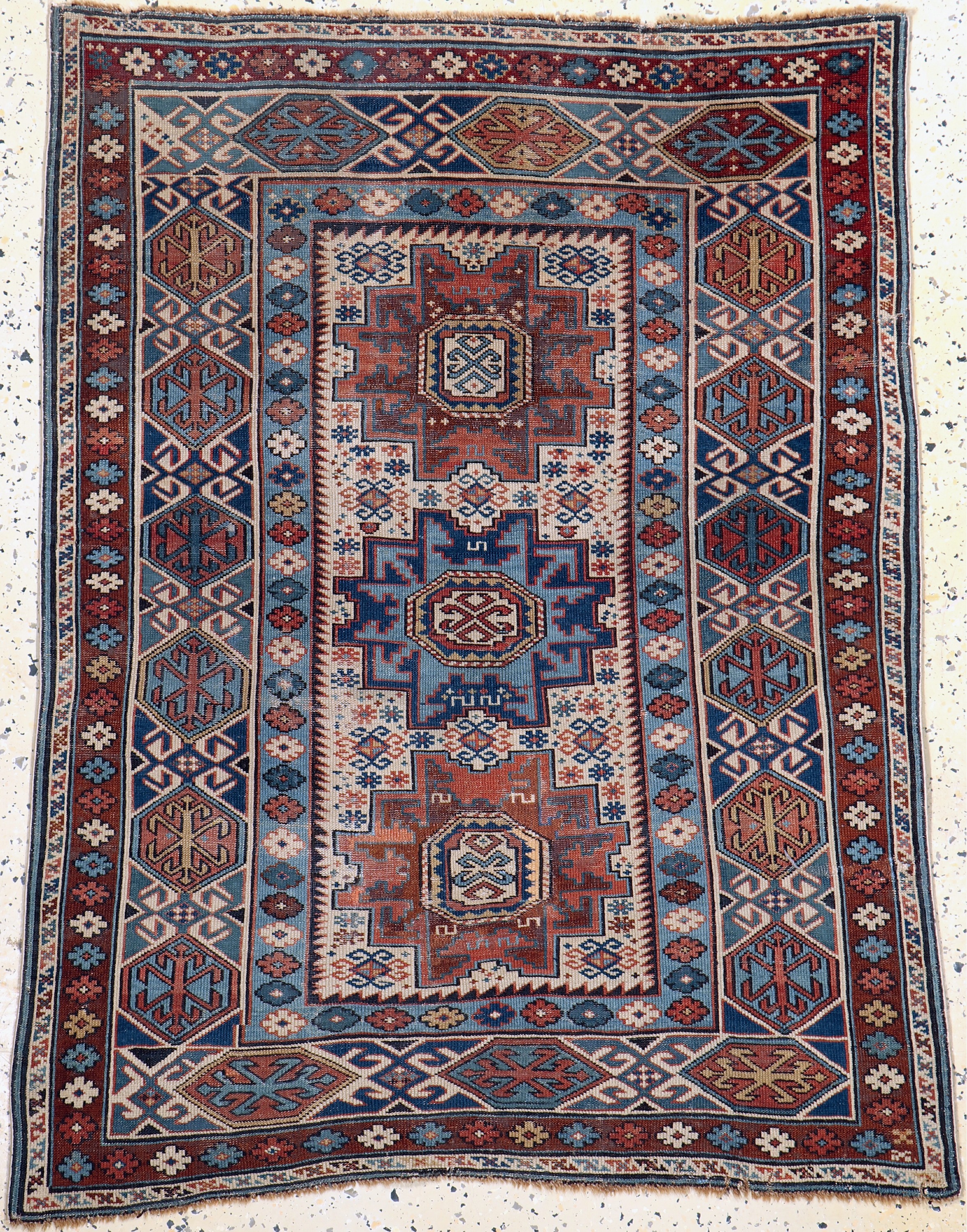 Antiker Schirwan fein, Kaukasus, 19.Jhd, Wolle auf Wolle, ca. 120 x 100 cm, EHZ: 3