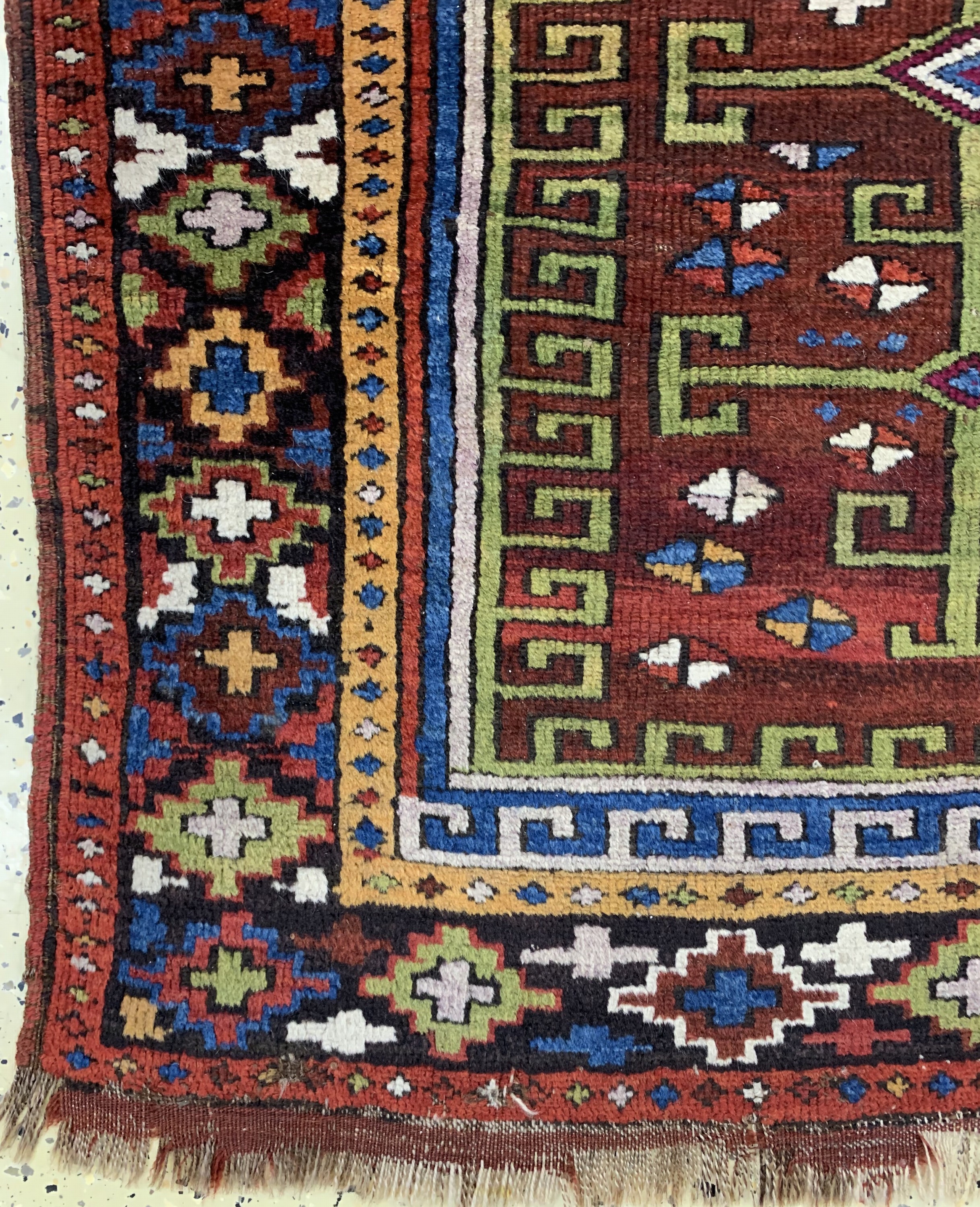 Detail b: Antiker Bergama, Türkei, um 1900, Wolle aufWolle, ca. 120 x 102 cm, EHZ: 2-3