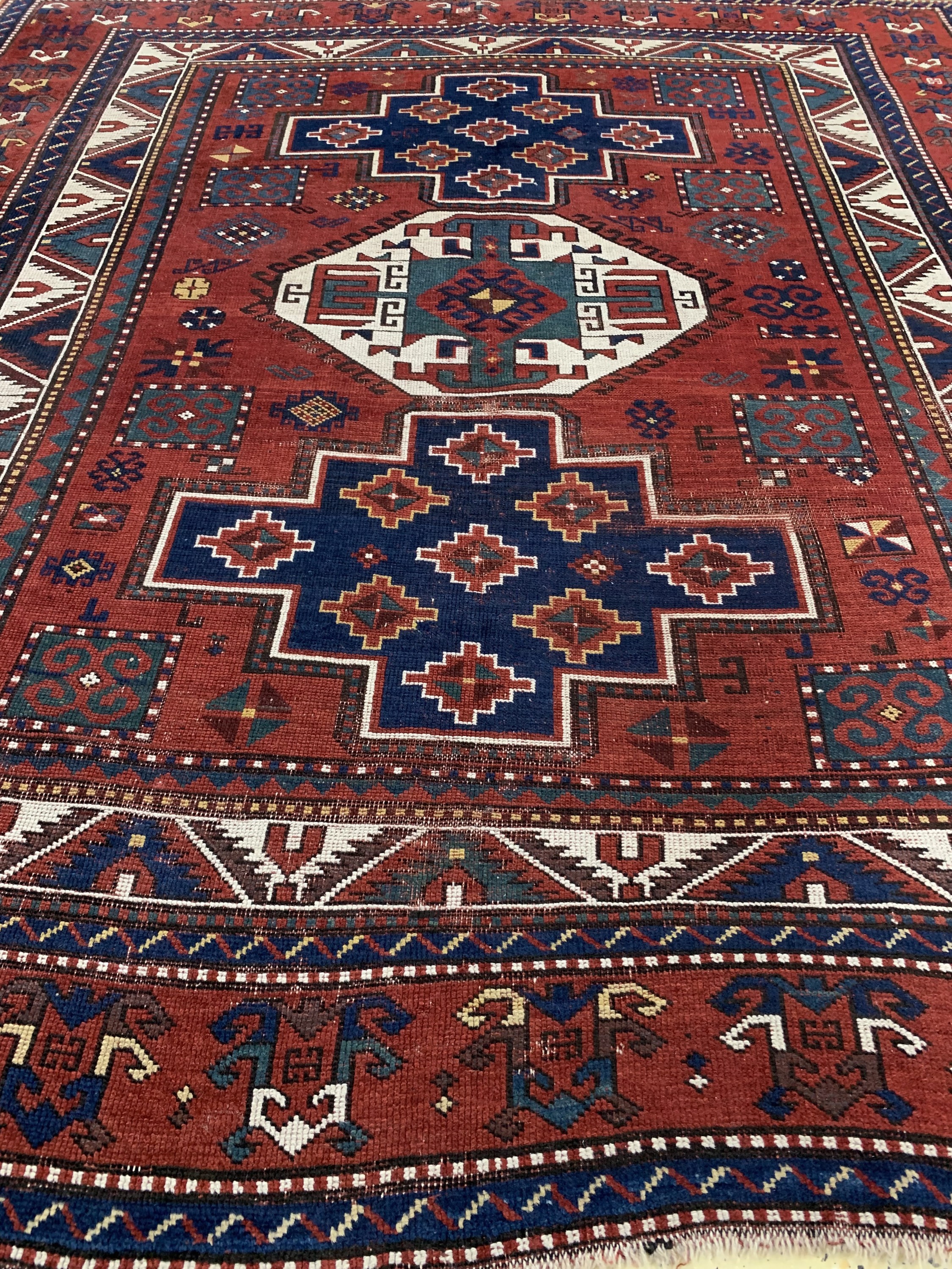 Detail f: "Lori-Pampak"Kazak antik, Kaukasus, um 1900, Wolle auf Wolle, ca. 215 x 192 cm, EHZ: 3