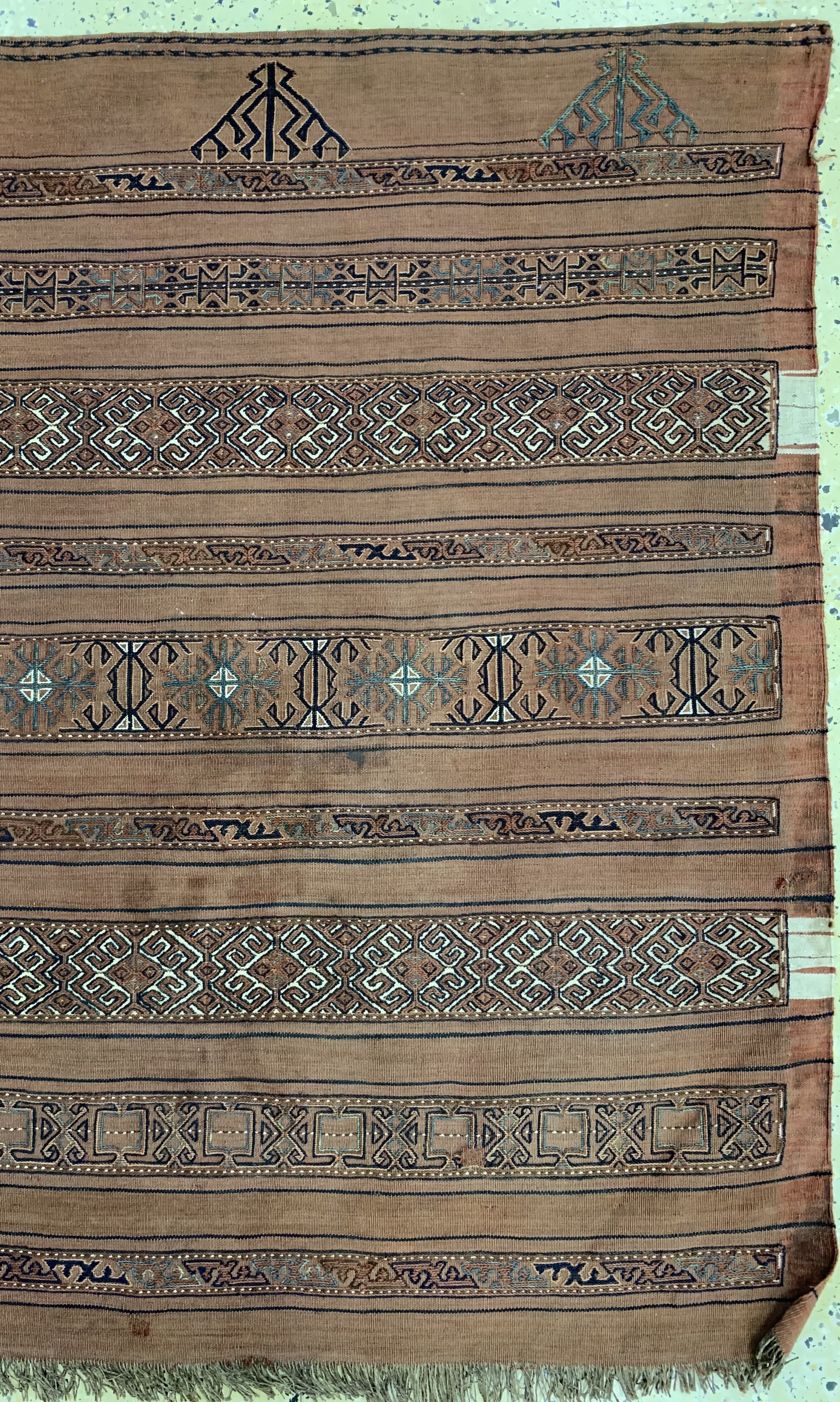 Detail c: Sumakh Tschowalfront, Turkmenistan, um 1900, Wolle auf Wolle, ca. 160 x 115 cm, Reinigungsbedürftig, EHZ: 2