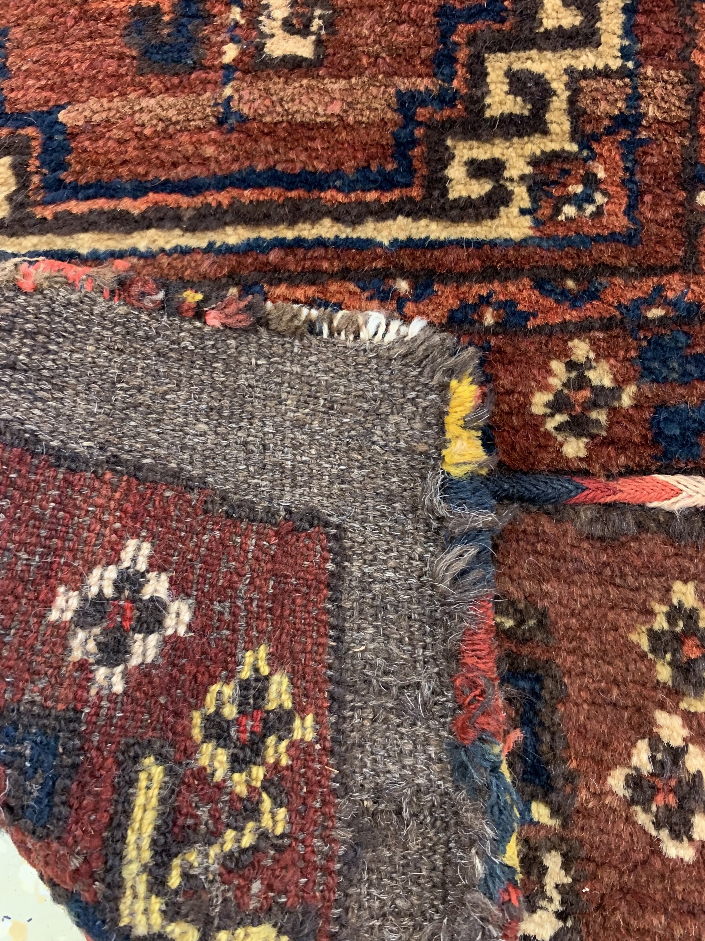 Detail e: Karakalpak"Napramatsch", Kirgisistan, um 1900, Wolle auf Wolle, ca. 130 x 43 cm, EHZ: 2